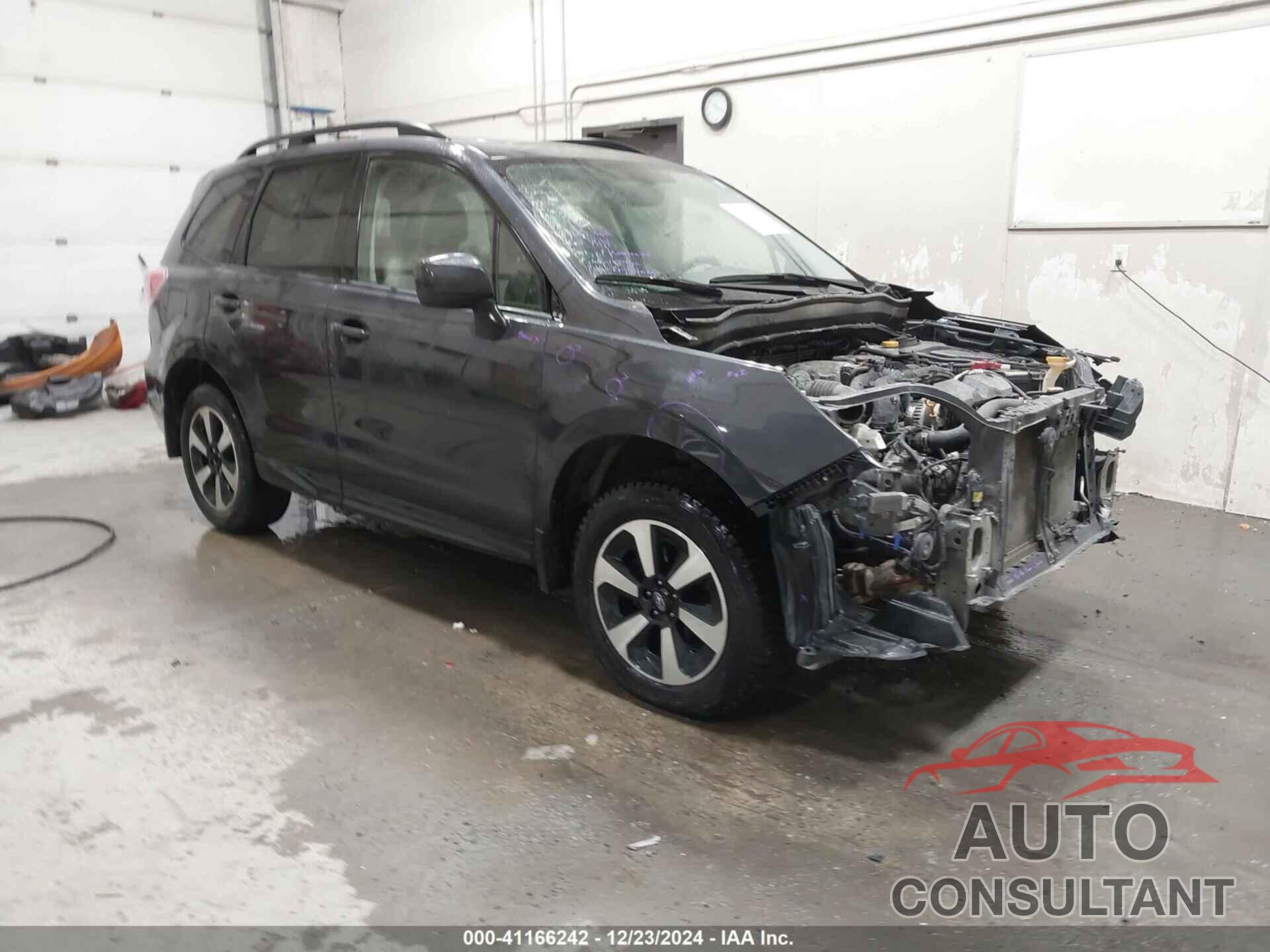 SUBARU FORESTER 2017 - JF2SJAEC2HH575293