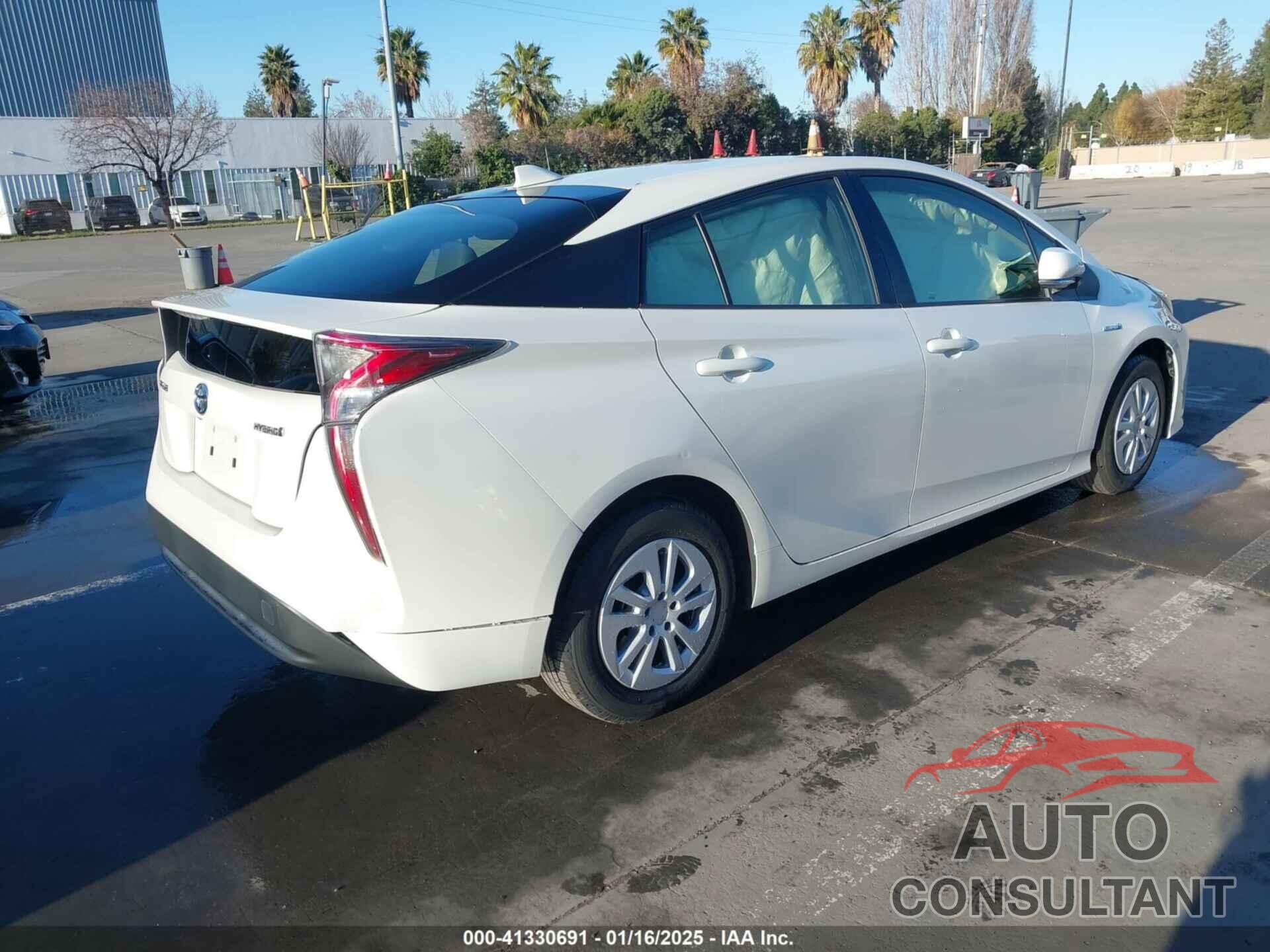 TOYOTA PRIUS 2018 - JTDKBRFU2J3060301
