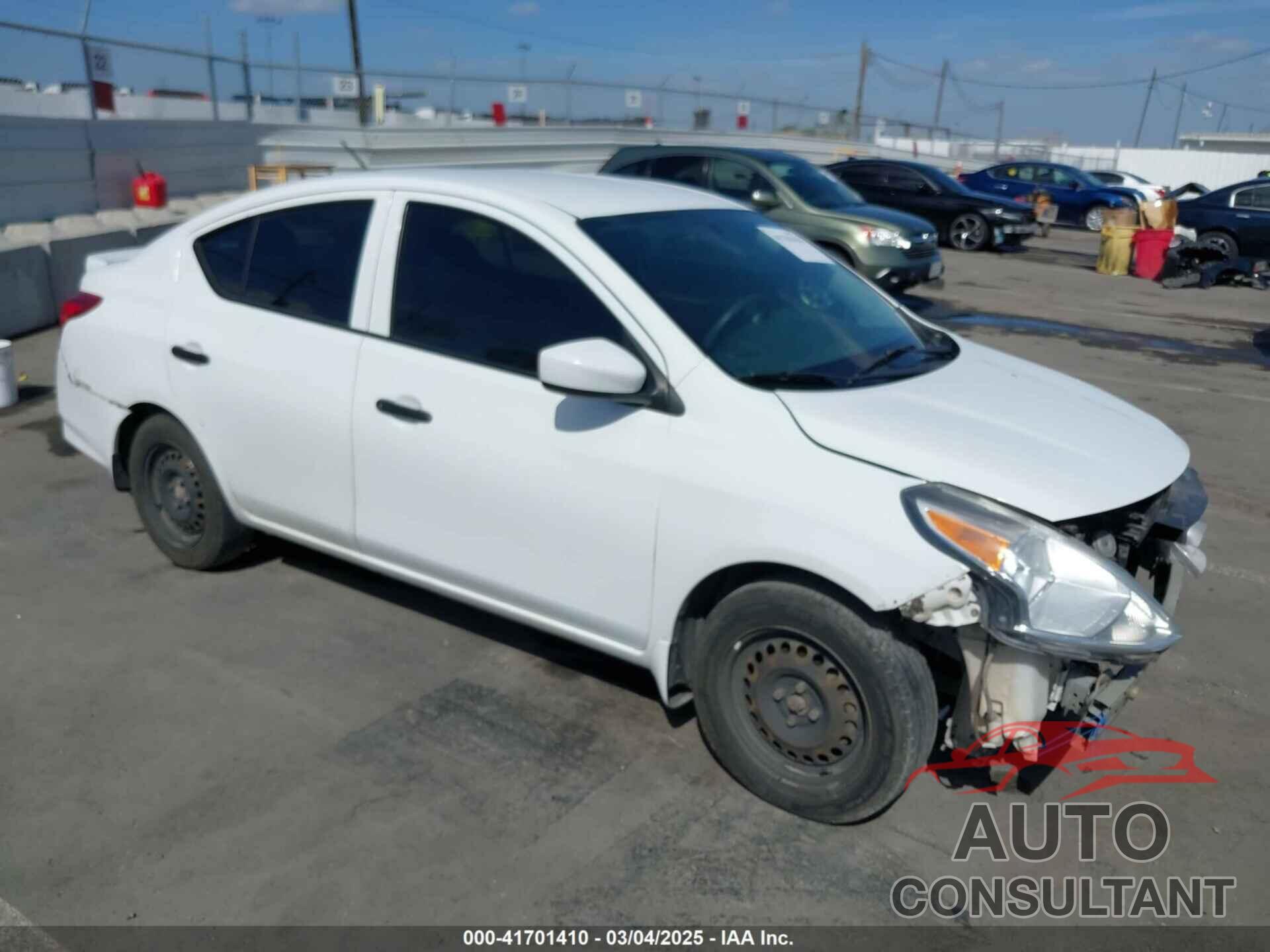 NISSAN VERSA 2017 - 3N1CN7AP1HL803680