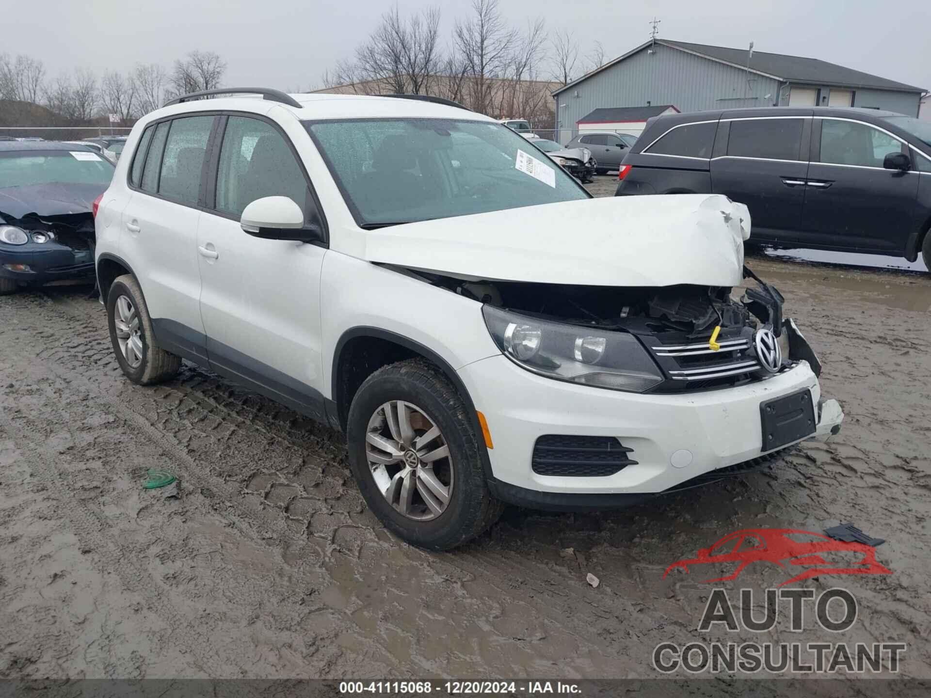 VOLKSWAGEN TIGUAN 2016 - WVGAV7AX4GW004064