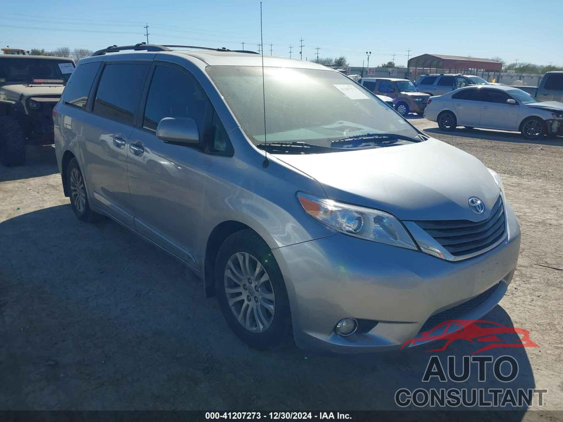 TOYOTA SIENNA 2014 - 5TDYK3DC6ES420613