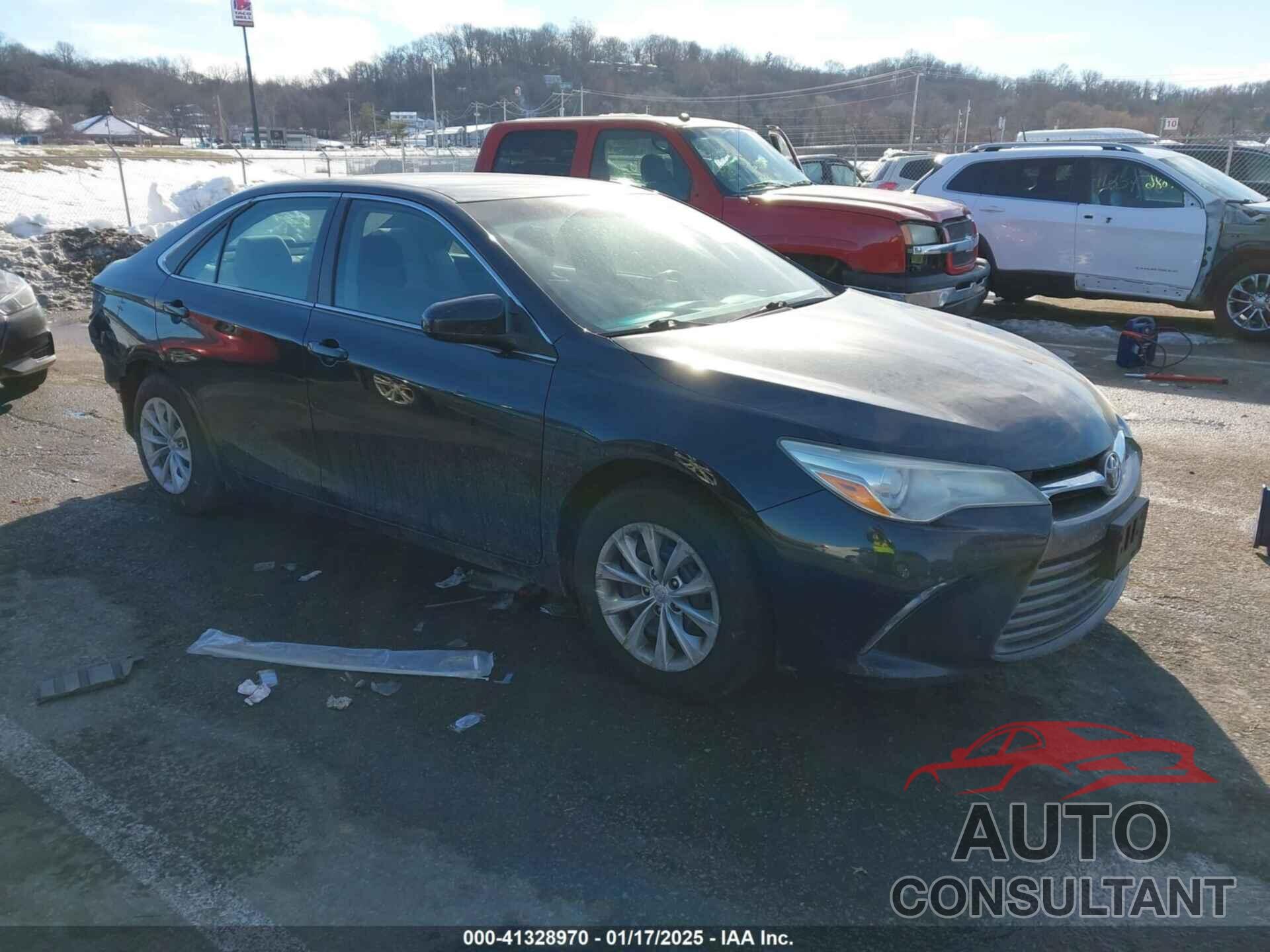 TOYOTA CAMRY 2015 - 4T4BF1FK1FR484527