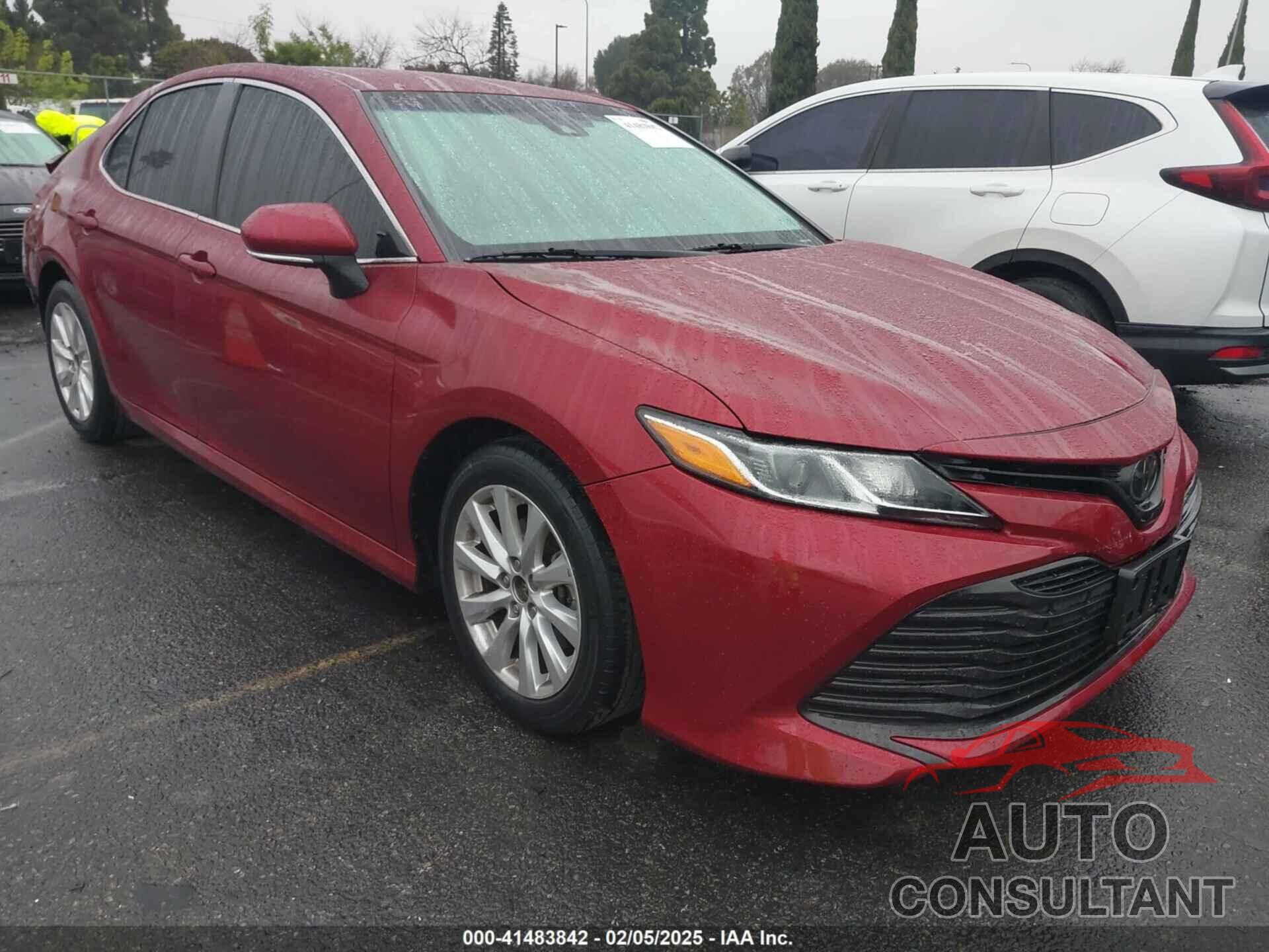 TOYOTA CAMRY 2018 - 4T1B11HK7JU534149