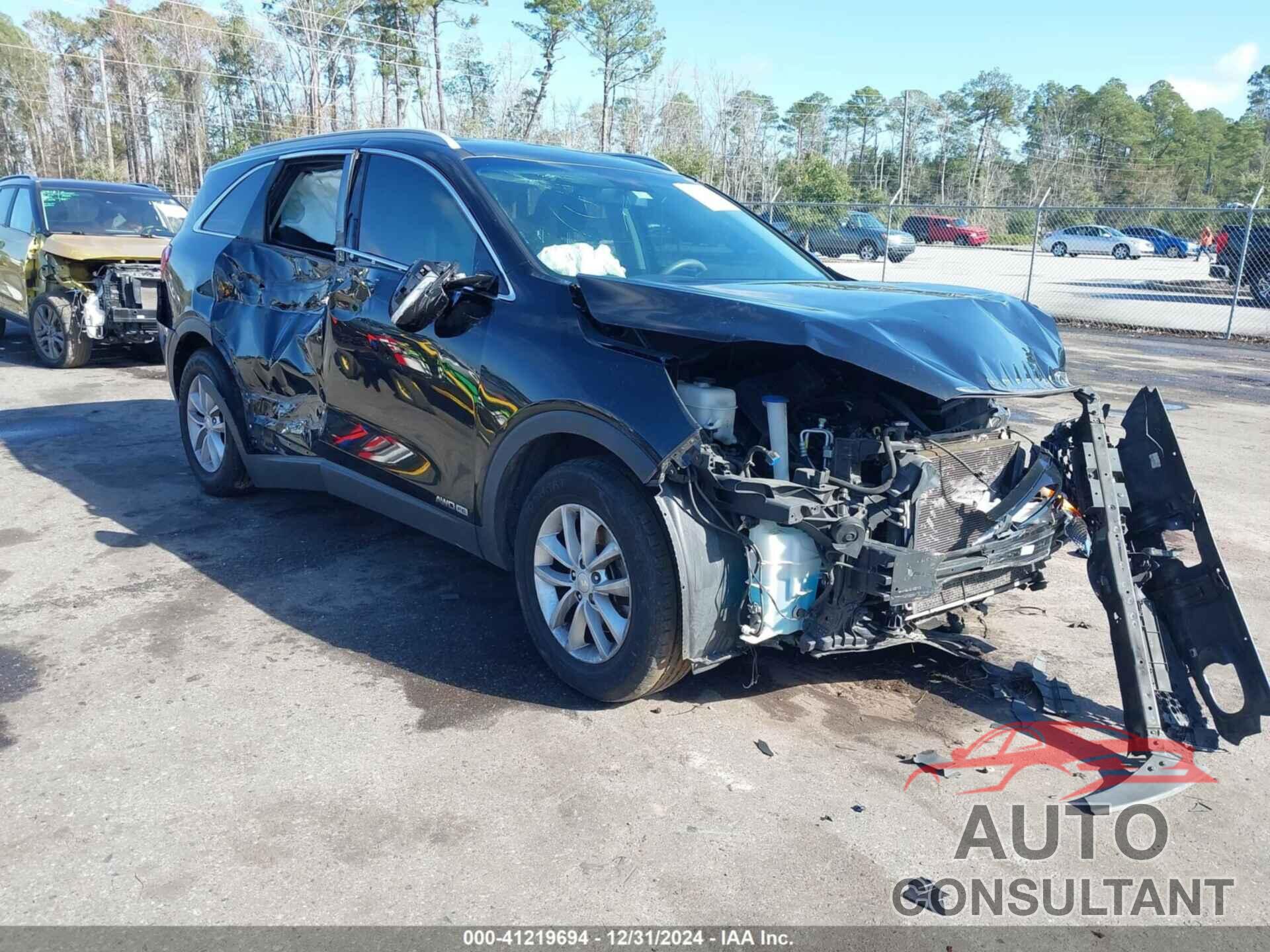 KIA SORENTO 2018 - 5XYPGDA52JG371345