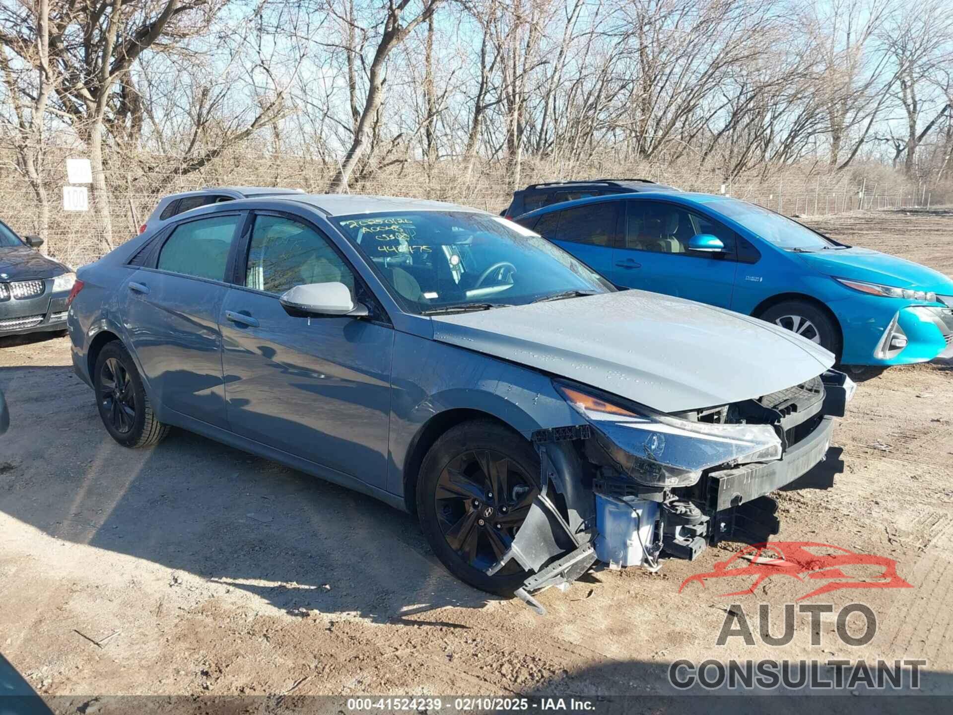 HYUNDAI ELANTRA 2023 - KMHLM4AG5PU440475