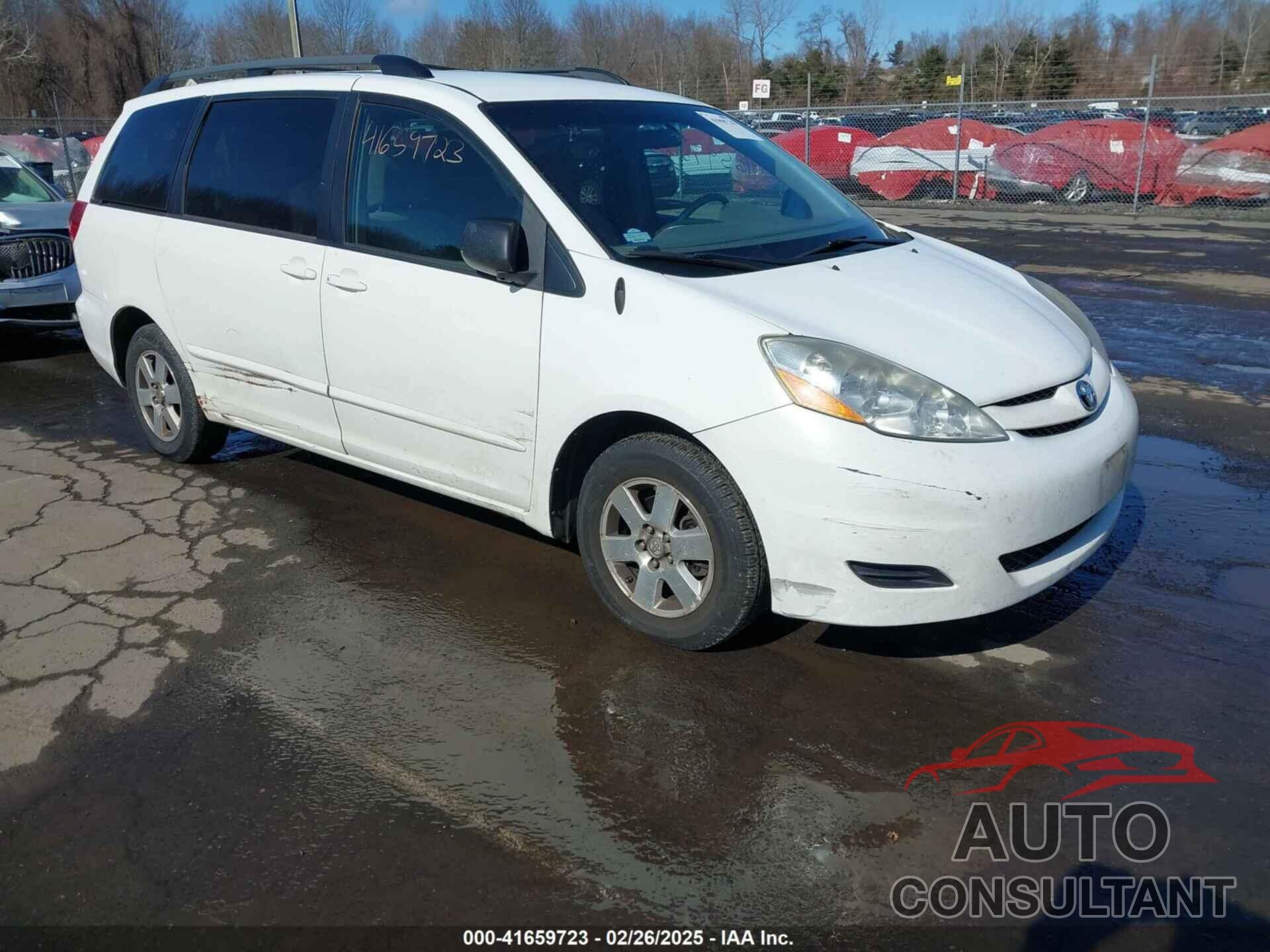 TOYOTA SIENNA 2010 - 5TDKK4CC0AS329537