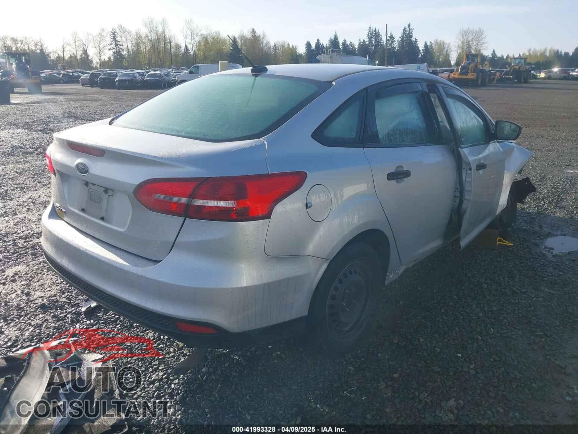 FORD FOCUS 2017 - 1FADP3E2XHL231075