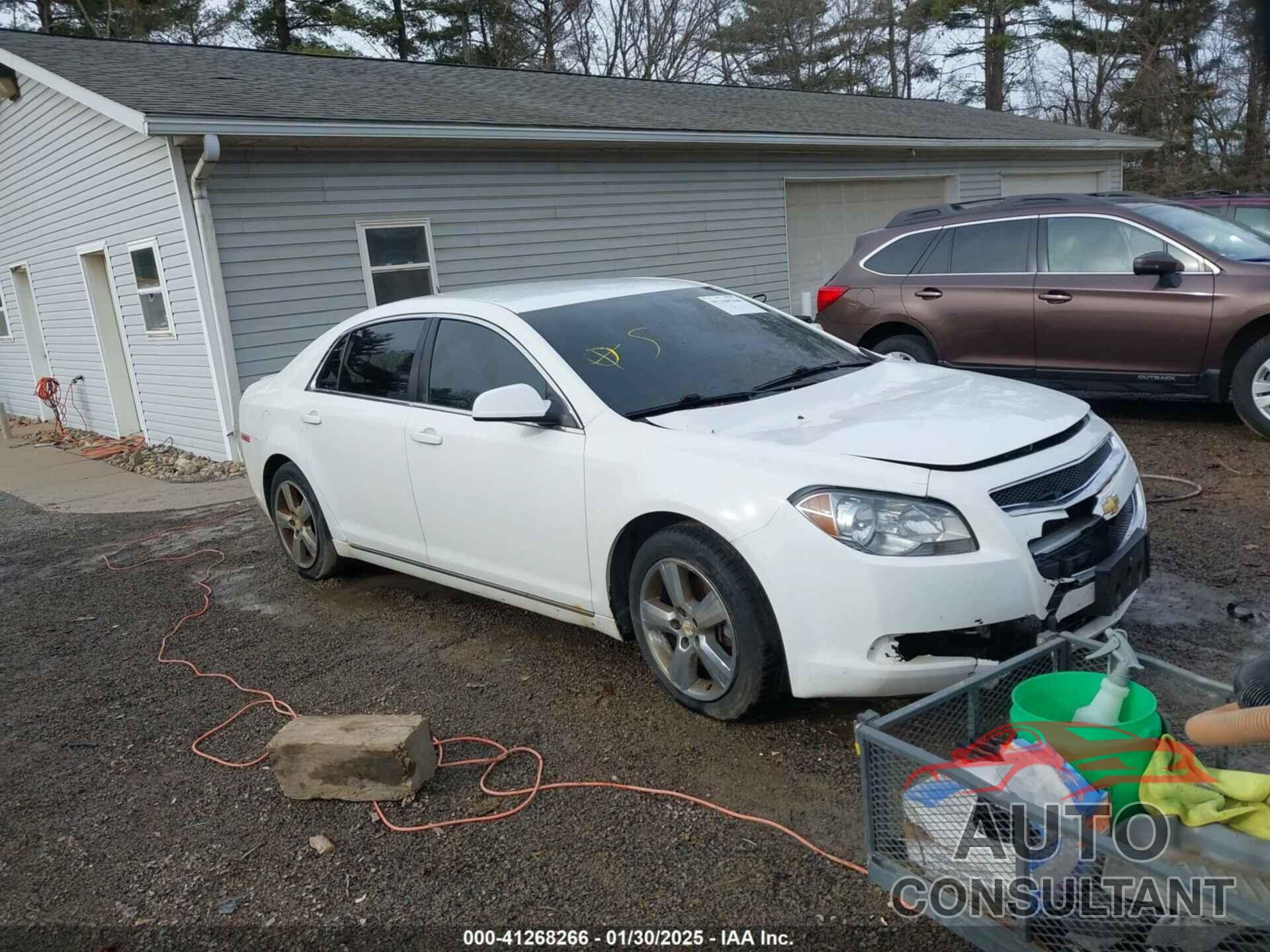 CHEVROLET MALIBU 2011 - 1G1ZD5E12BF259365