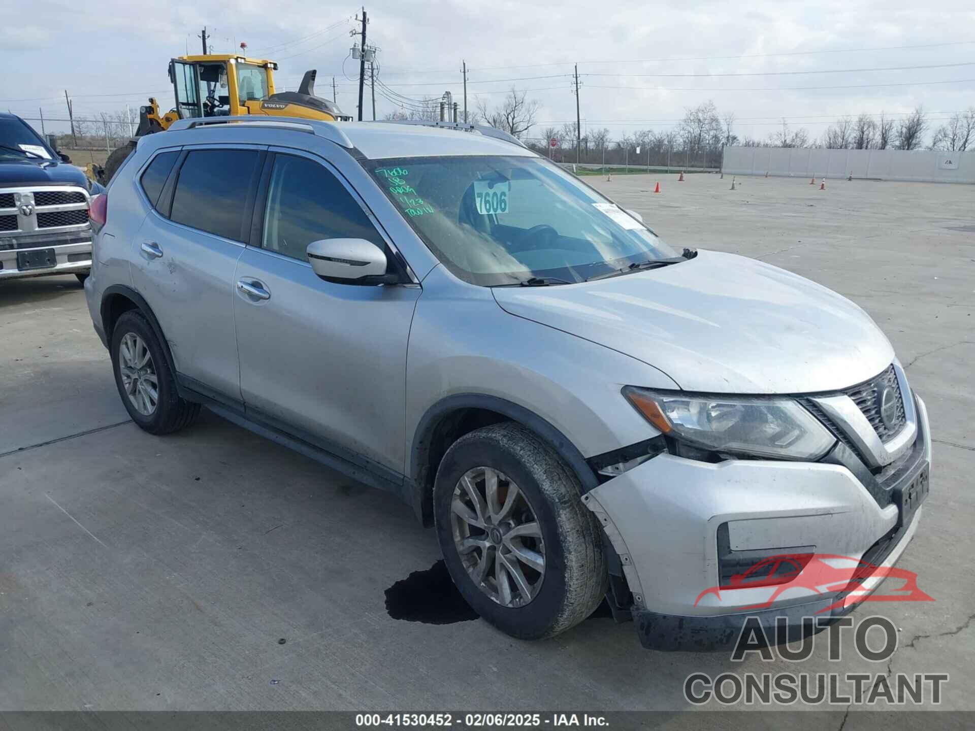 NISSAN ROGUE 2018 - KNMAT2MV2JP578140