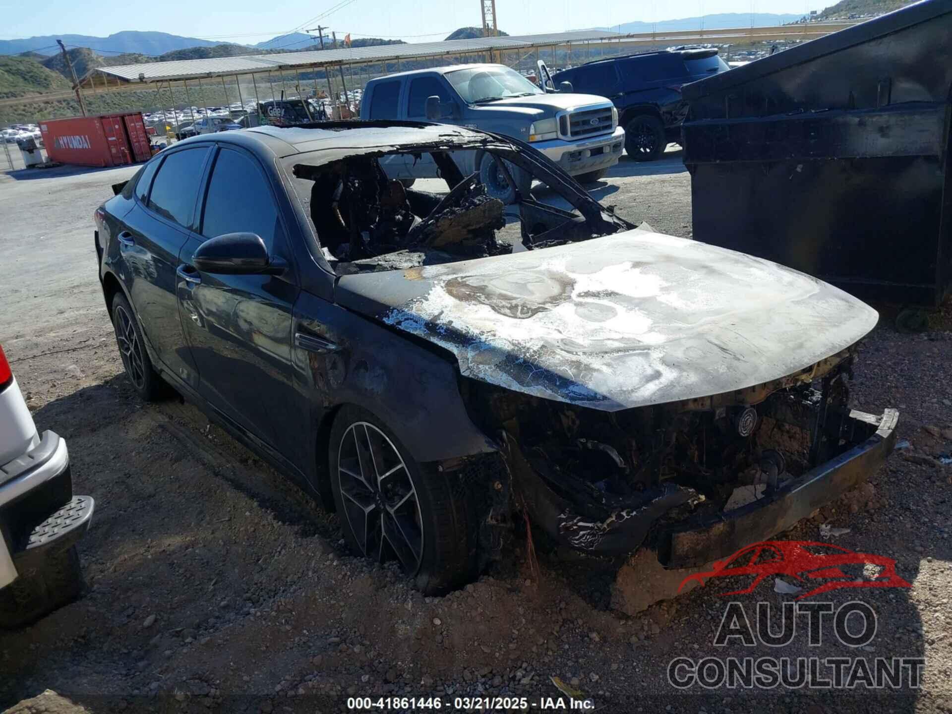 KIA OPTIMA 2020 - 5XXGT4L38LG447732