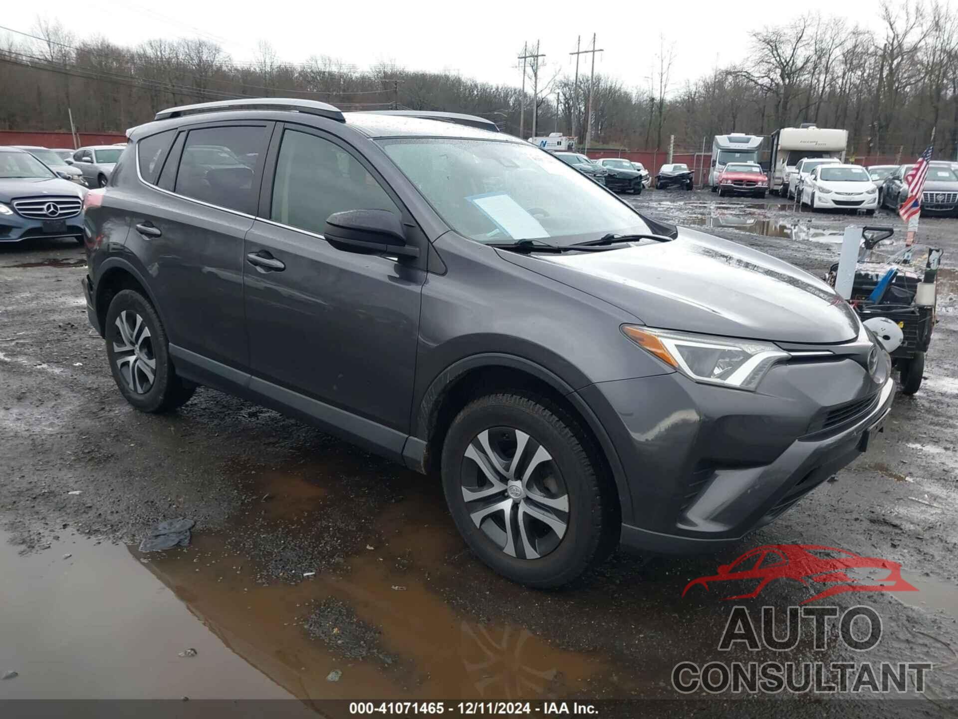 TOYOTA RAV4 2018 - JTMBFREV0JJ743009