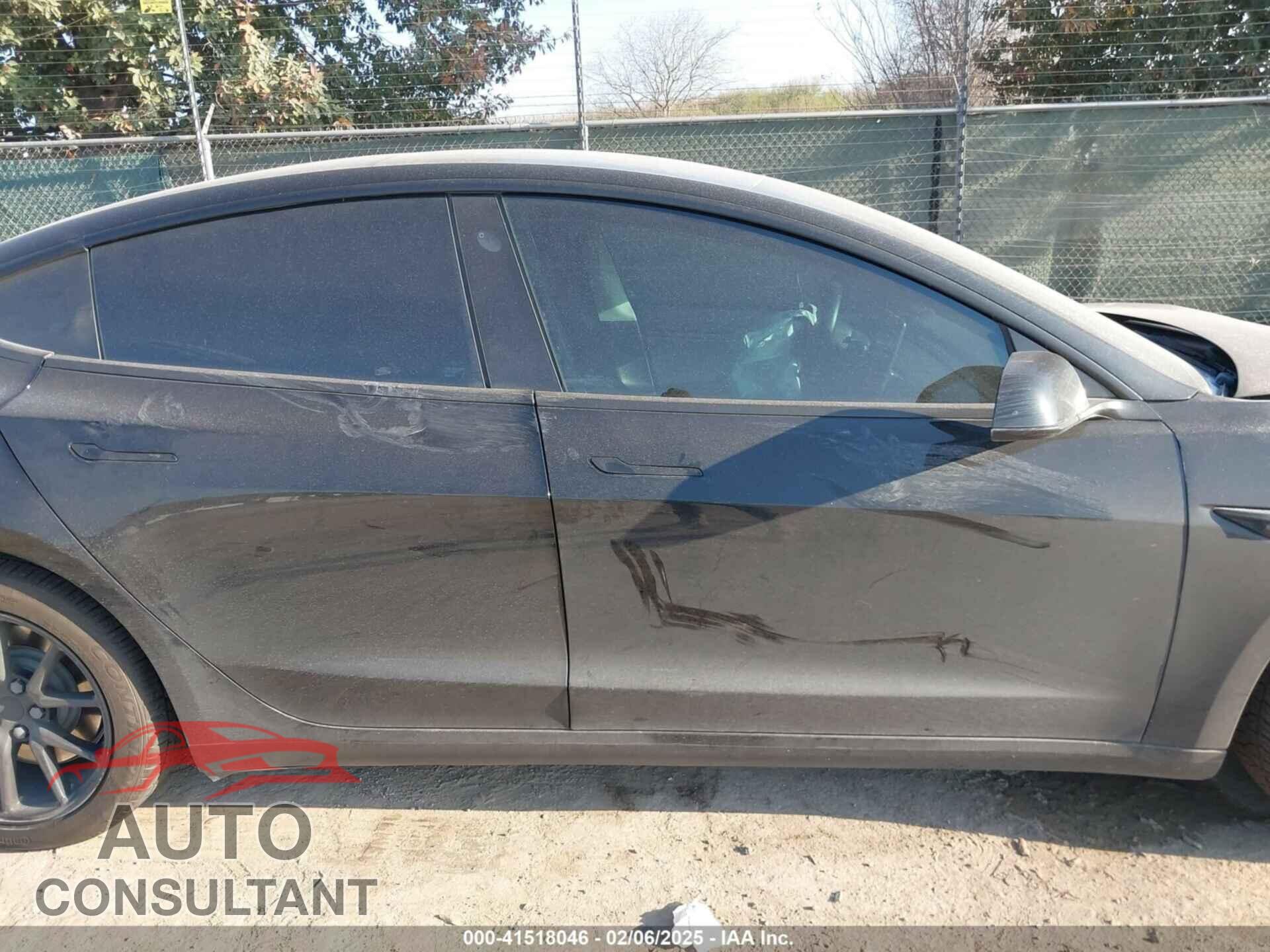 TESLA MODEL 3 2019 - 5YJ3E1EBXKF384209