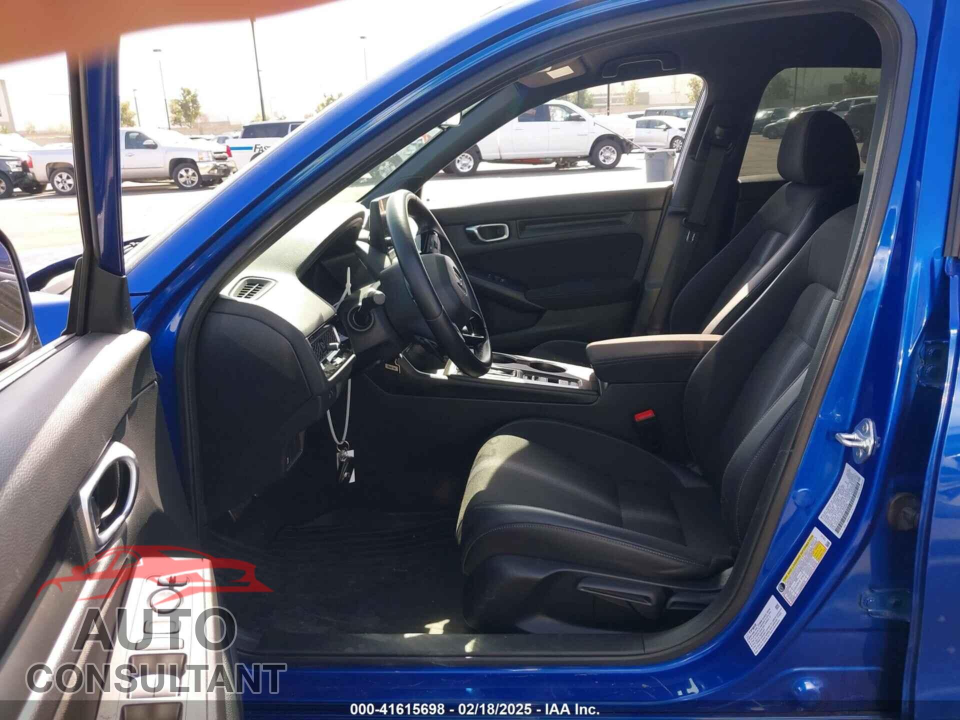HONDA CIVIC 2023 - 2HGFE2F55PH525606