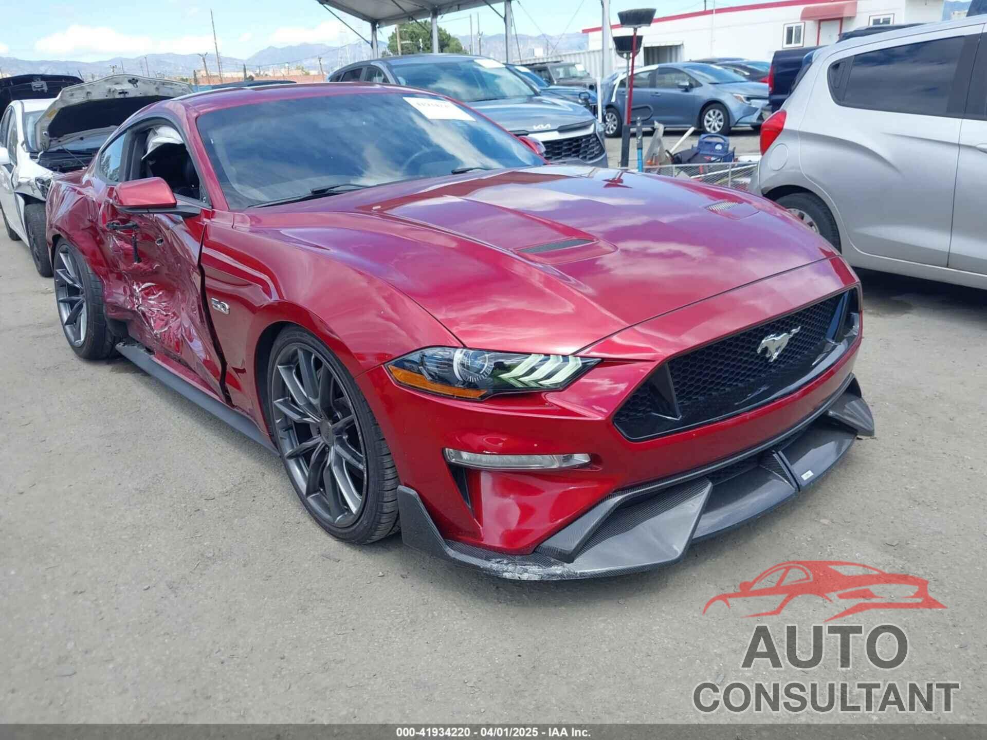 FORD MUSTANG 2018 - 1FA6P8CF7J5108808