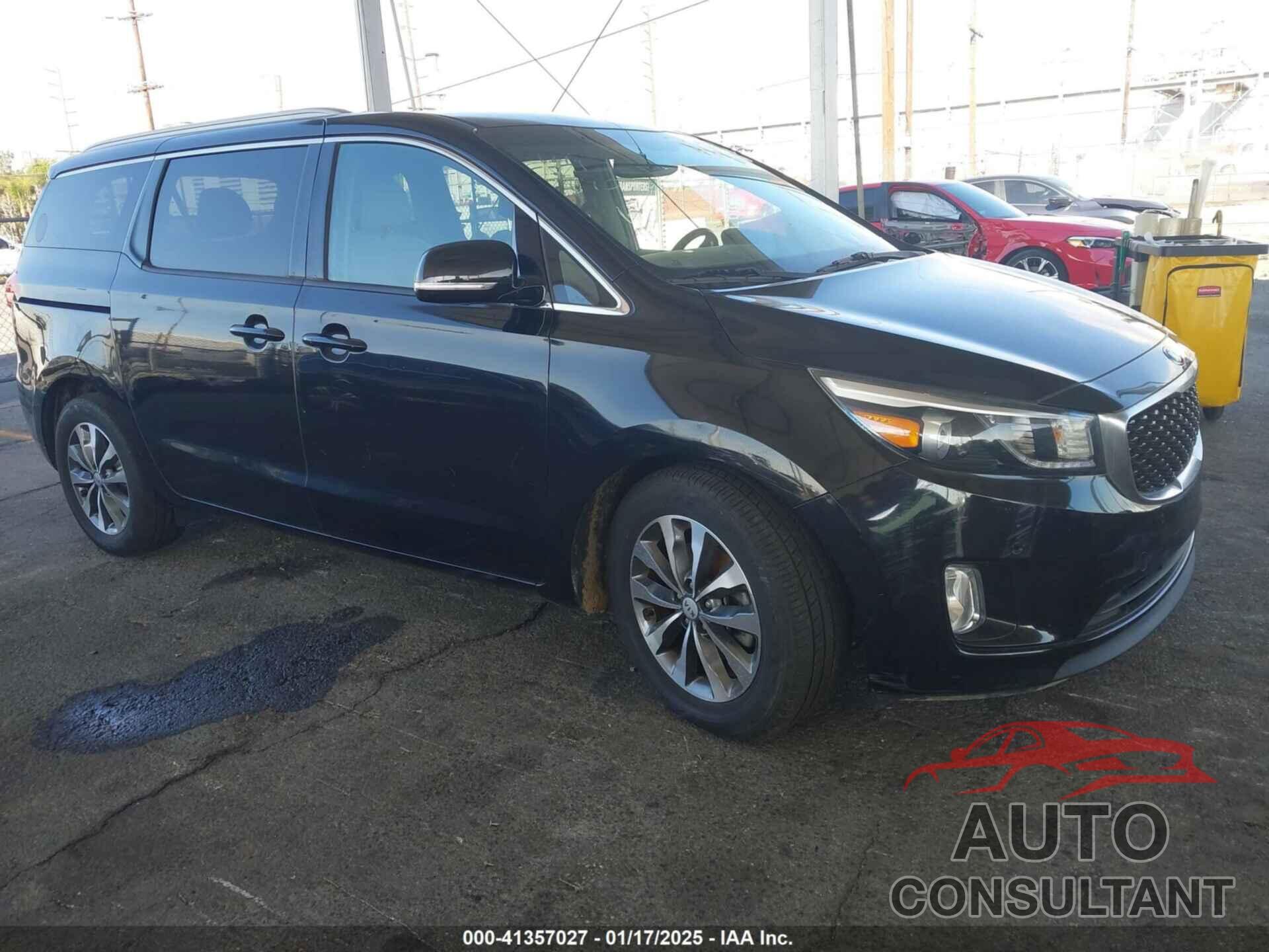 KIA SEDONA 2018 - KNDMC5C14J6374295