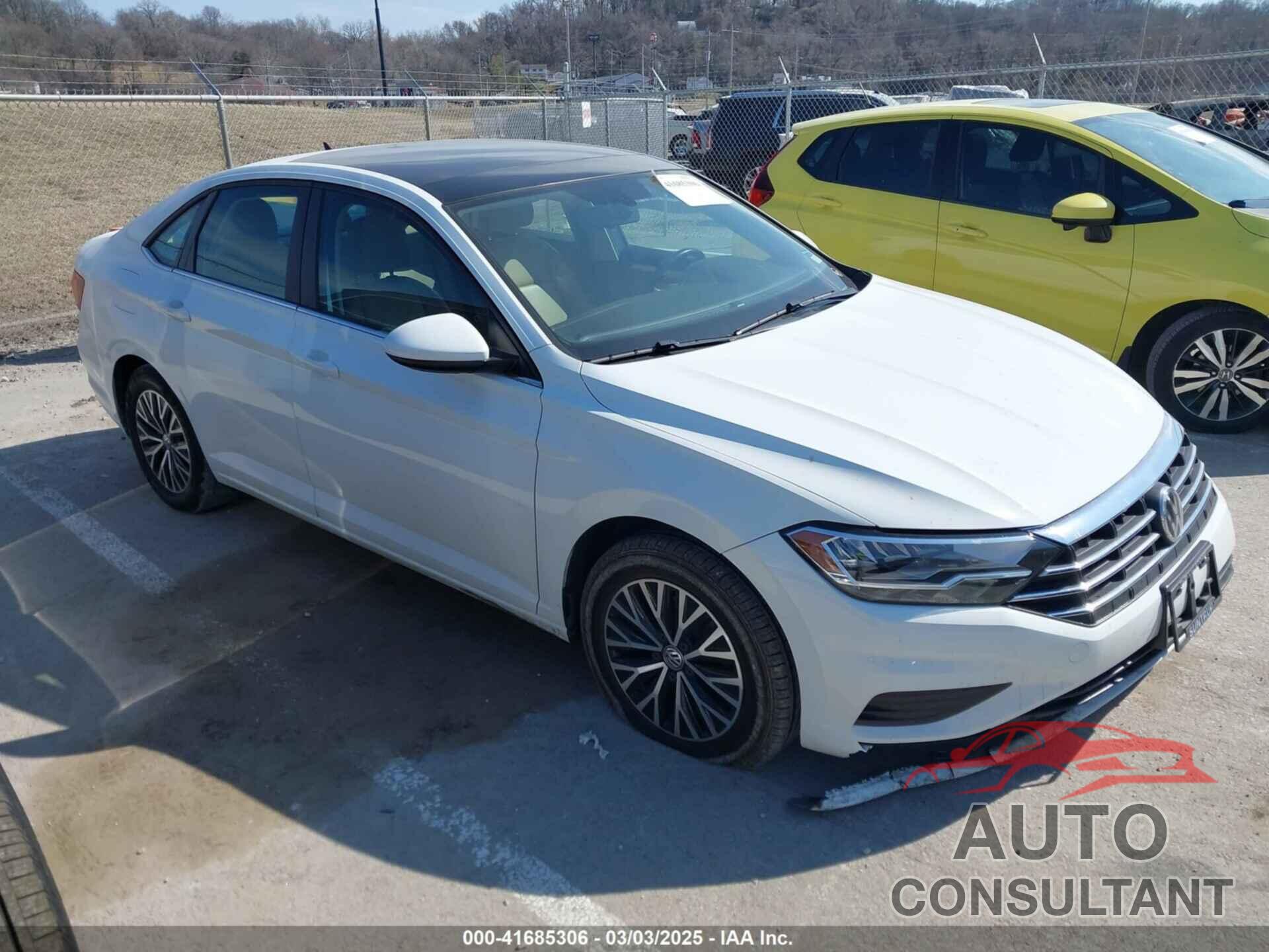 VOLKSWAGEN JETTA 2019 - 3VWC57BU1KM135315