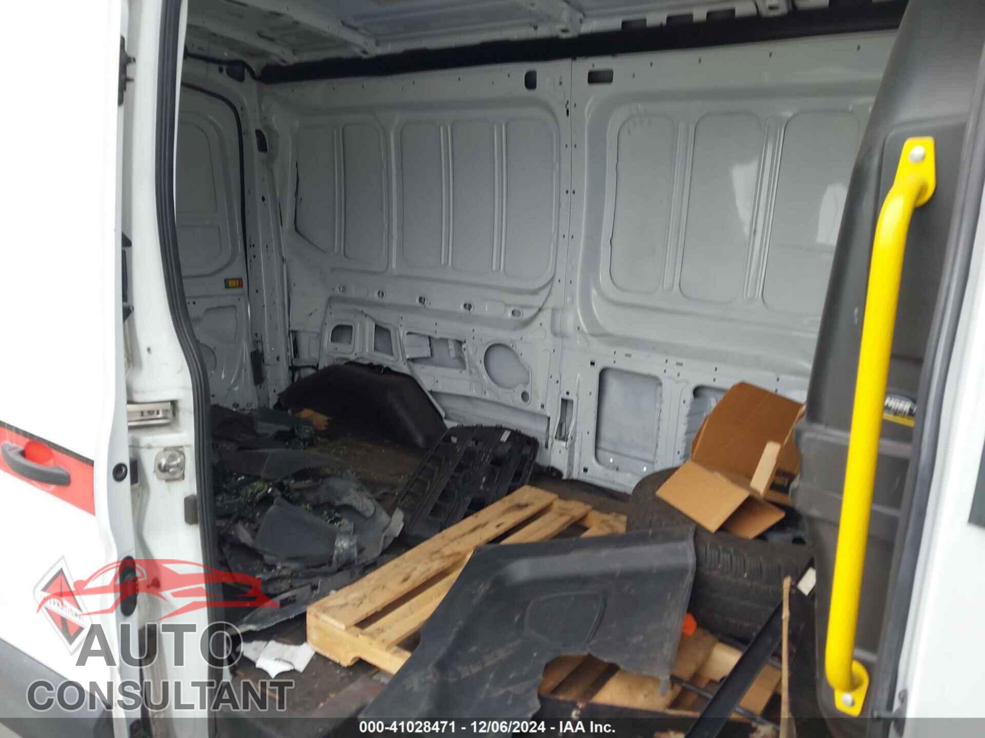 FORD TRANSIT-250 CARGO VAN 2020 - 1FTBR1C82LKB65028
