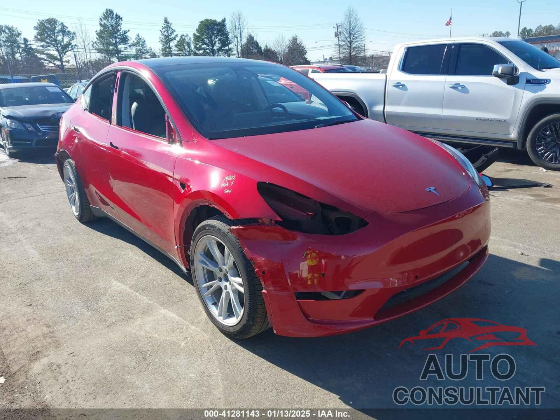 TESLA MODEL Y 2021 - 5YJYGDEE1MF148126