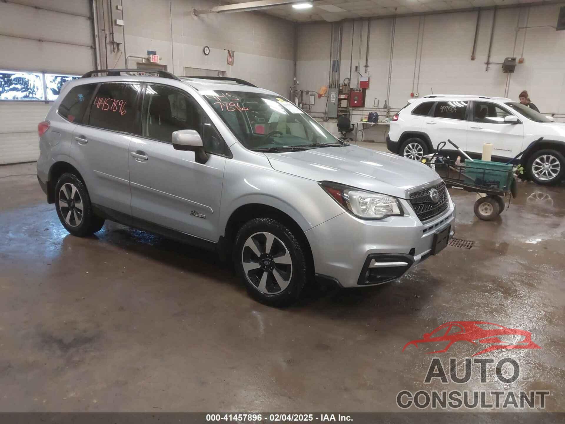 SUBARU FORESTER 2018 - JF2SJAGC5JH504916