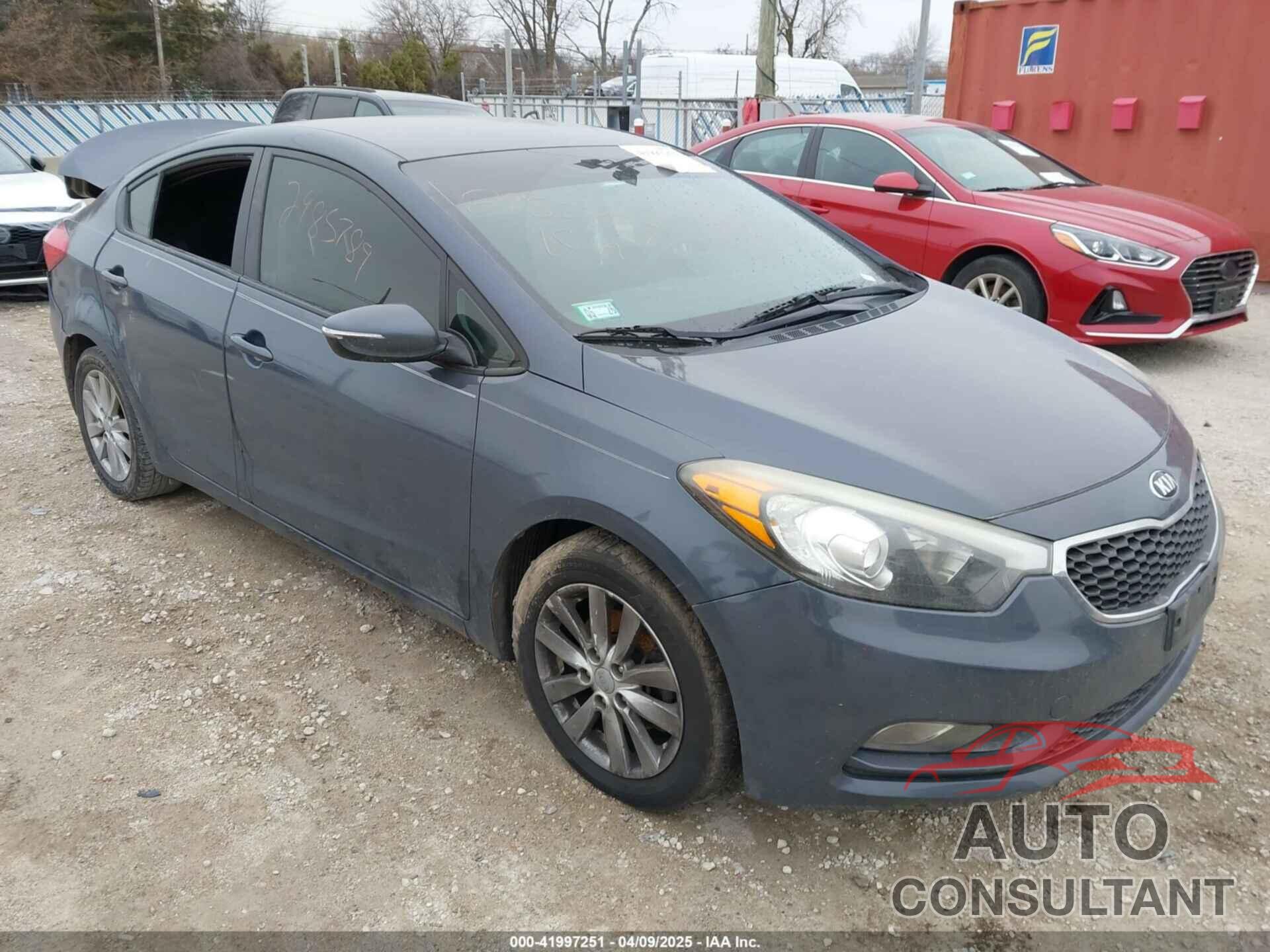 KIA FORTE 2016 - KNAFX4A65G5455260