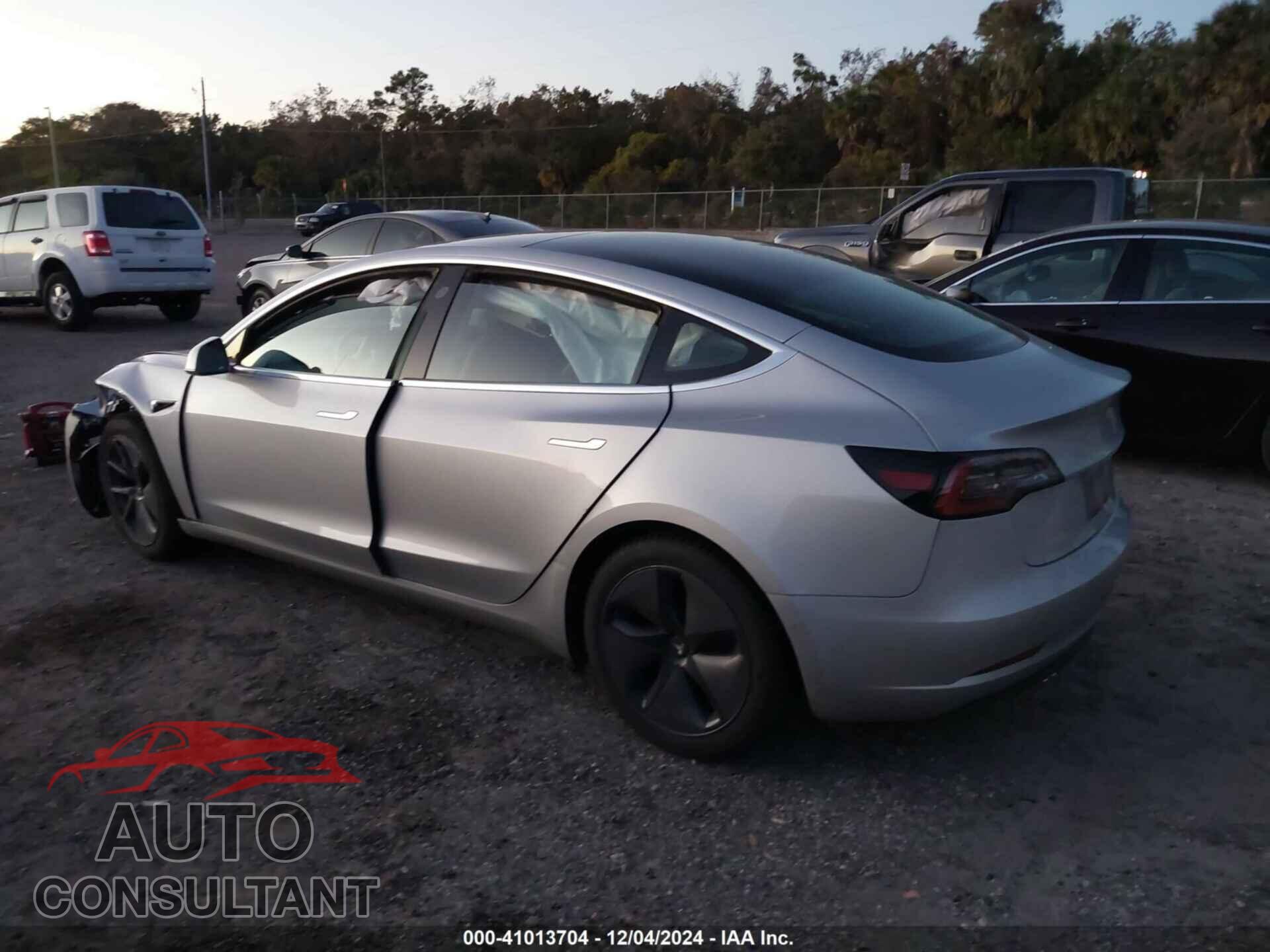 TESLA MODEL 3 2018 - 5YJ3E1EB5JF065265