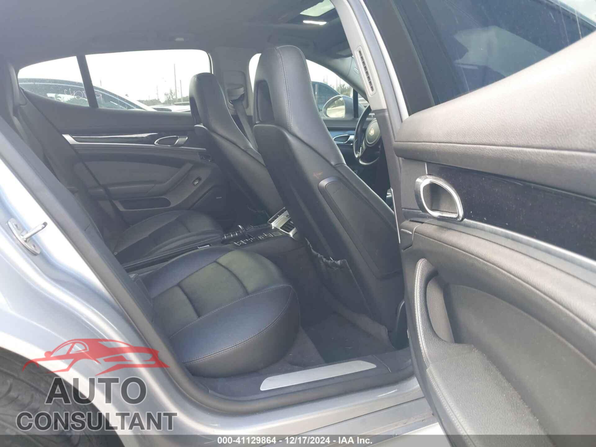 PORSCHE PANAMERA 2011 - WP0AA2A75BL011036