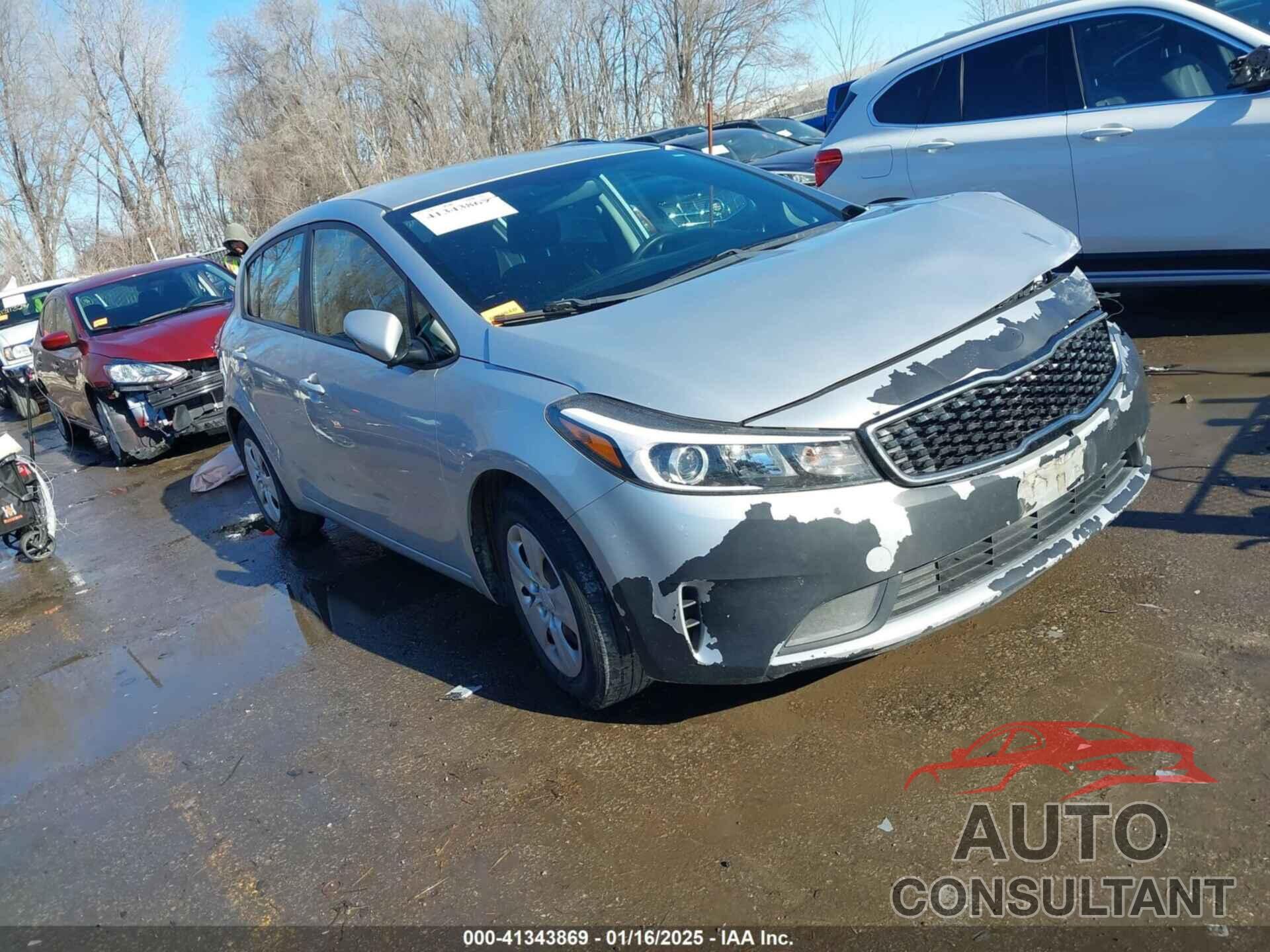 KIA FORTE 2017 - KNAFK5A88H5675306