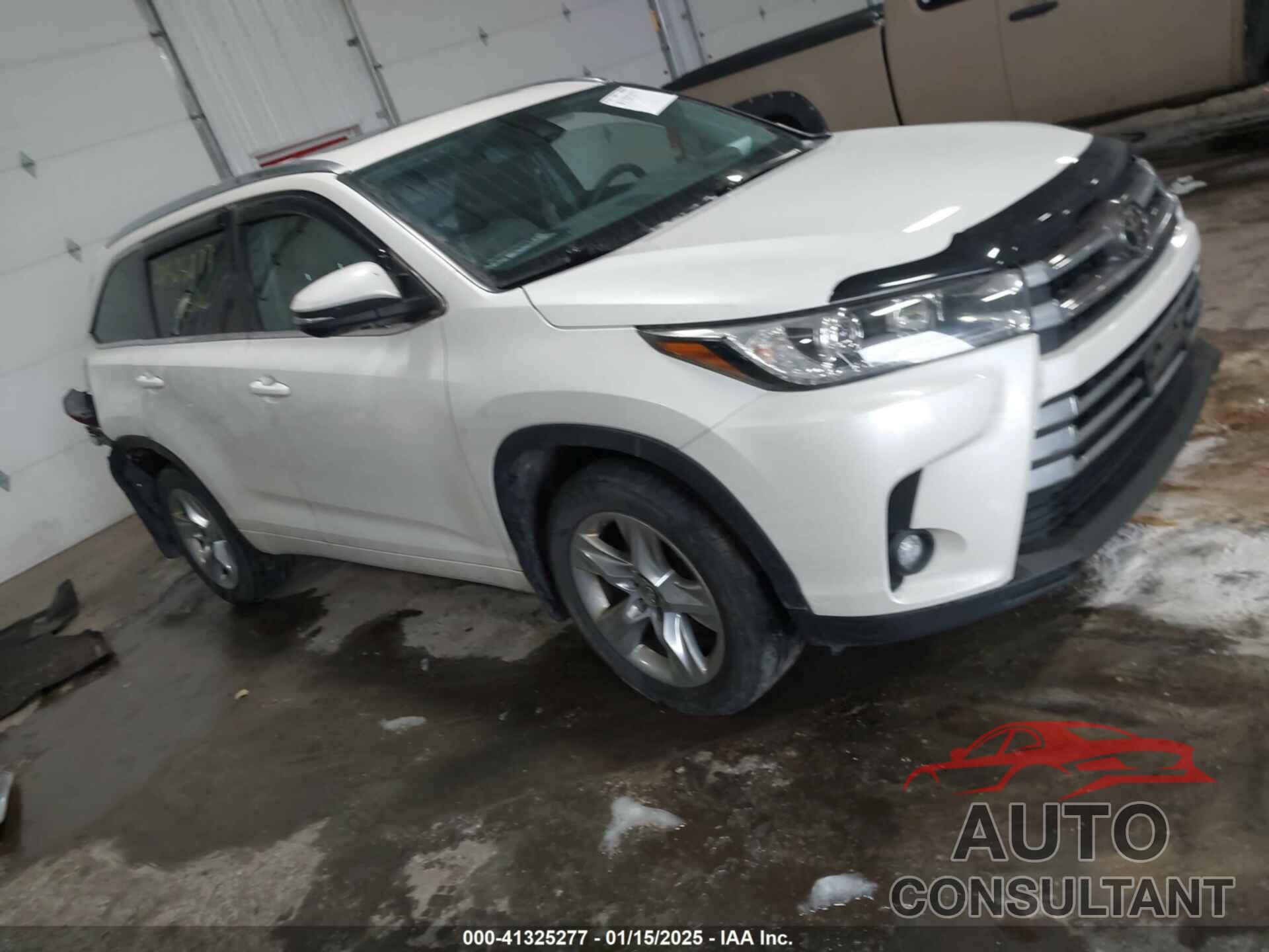 TOYOTA HIGHLANDER 2019 - 5TDDZRFH2KS714611