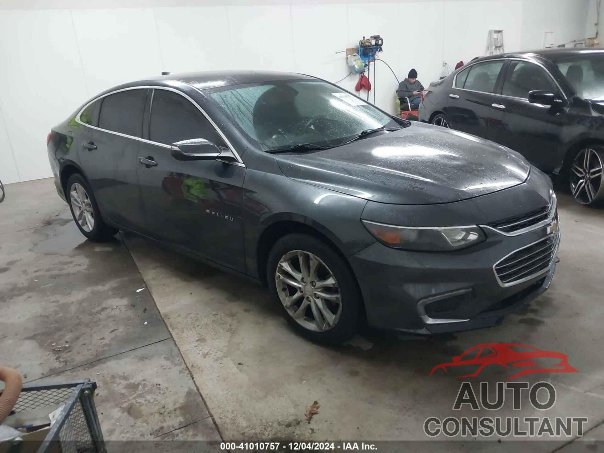 CHEVROLET MALIBU 2016 - 1G1ZE5STXGF308421