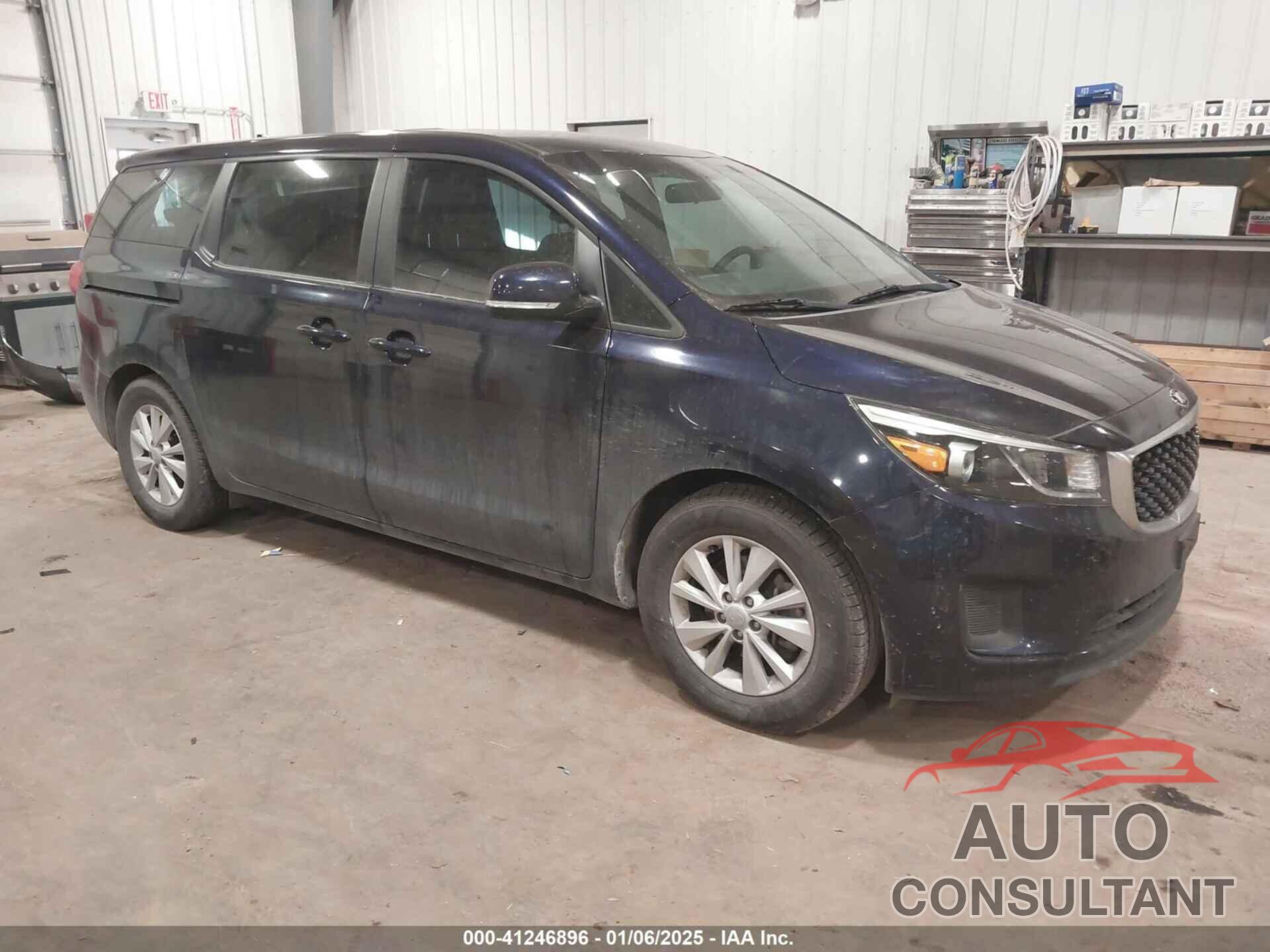 KIA SEDONA 2018 - KNDMB5C14J6379192