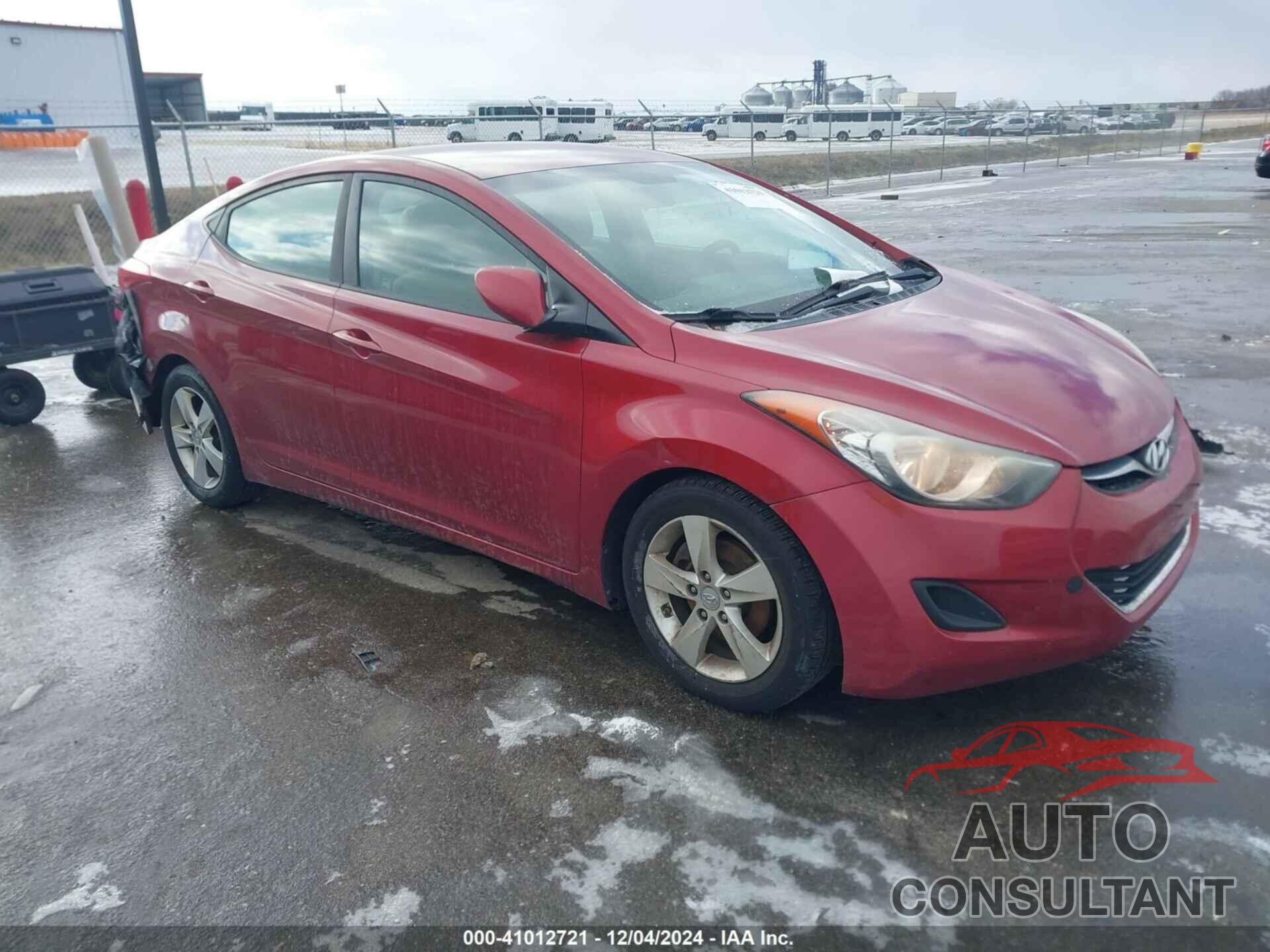 HYUNDAI ELANTRA 2011 - KMHDH4AE6BU091925