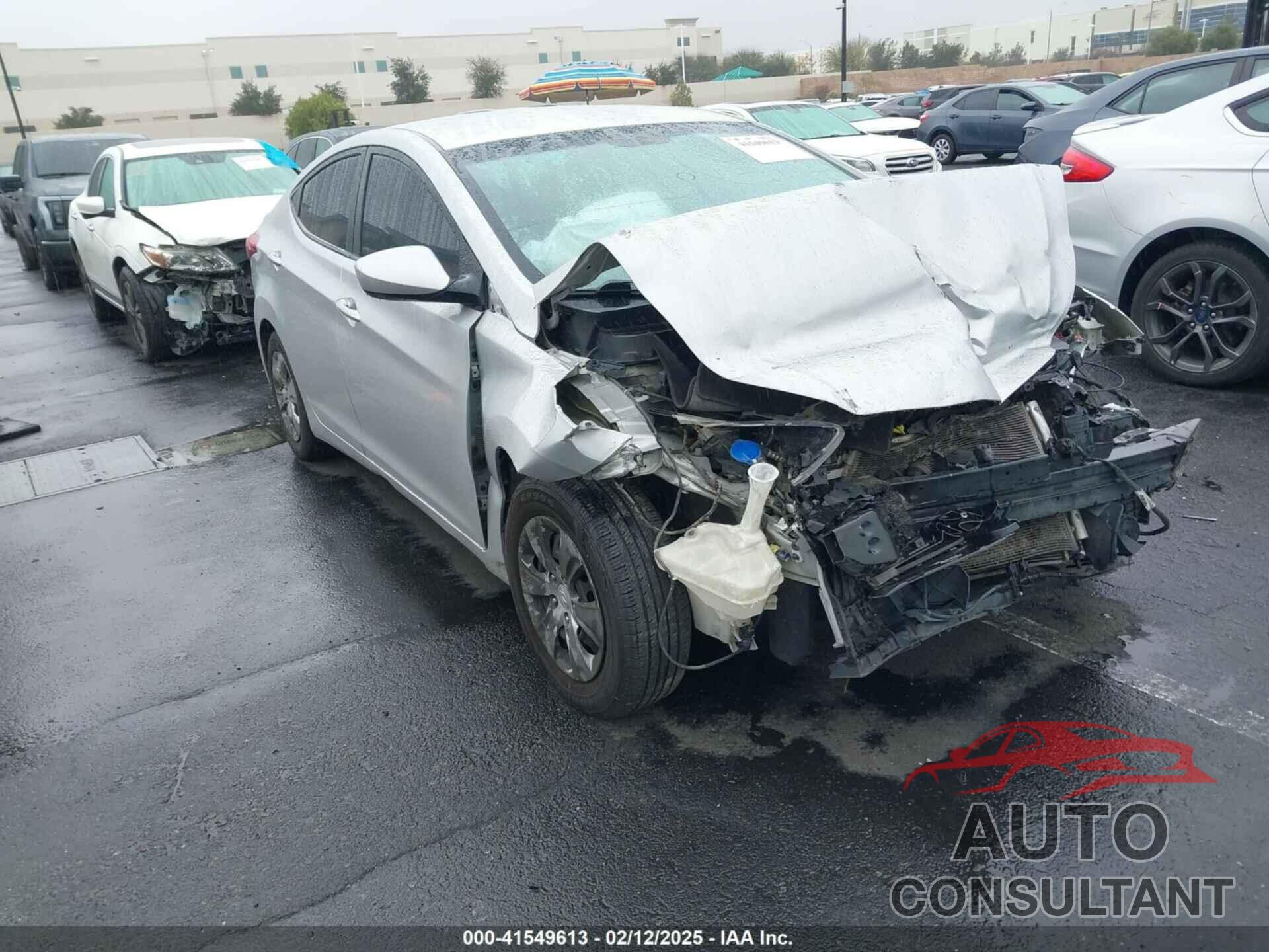 HYUNDAI ELANTRA 2016 - 5NPDH4AE3GH707084