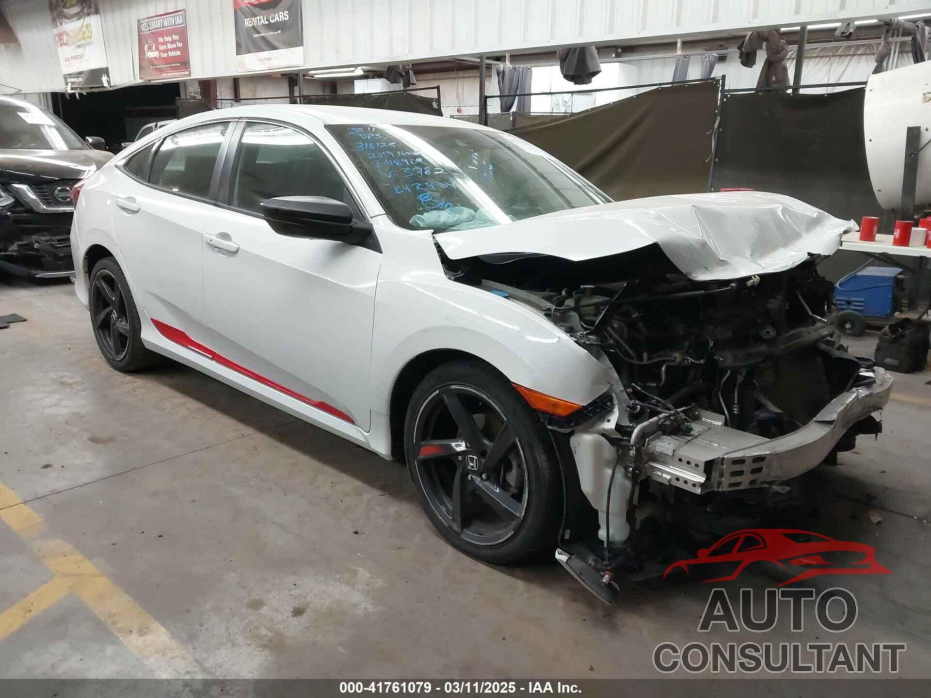HONDA CIVIC 2019 - 2HGFC2F89KH533782