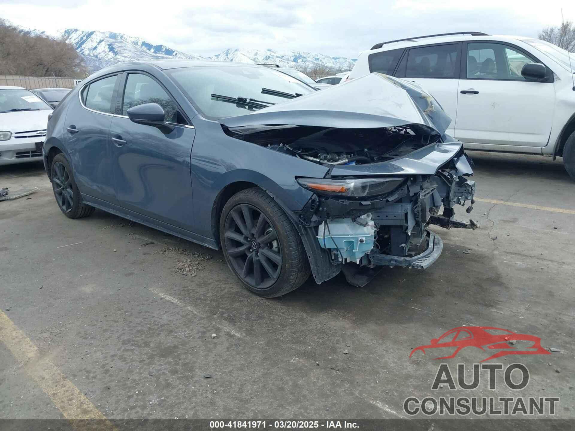 MAZDA MAZDA3 2021 - JM1BPAML1M1314092