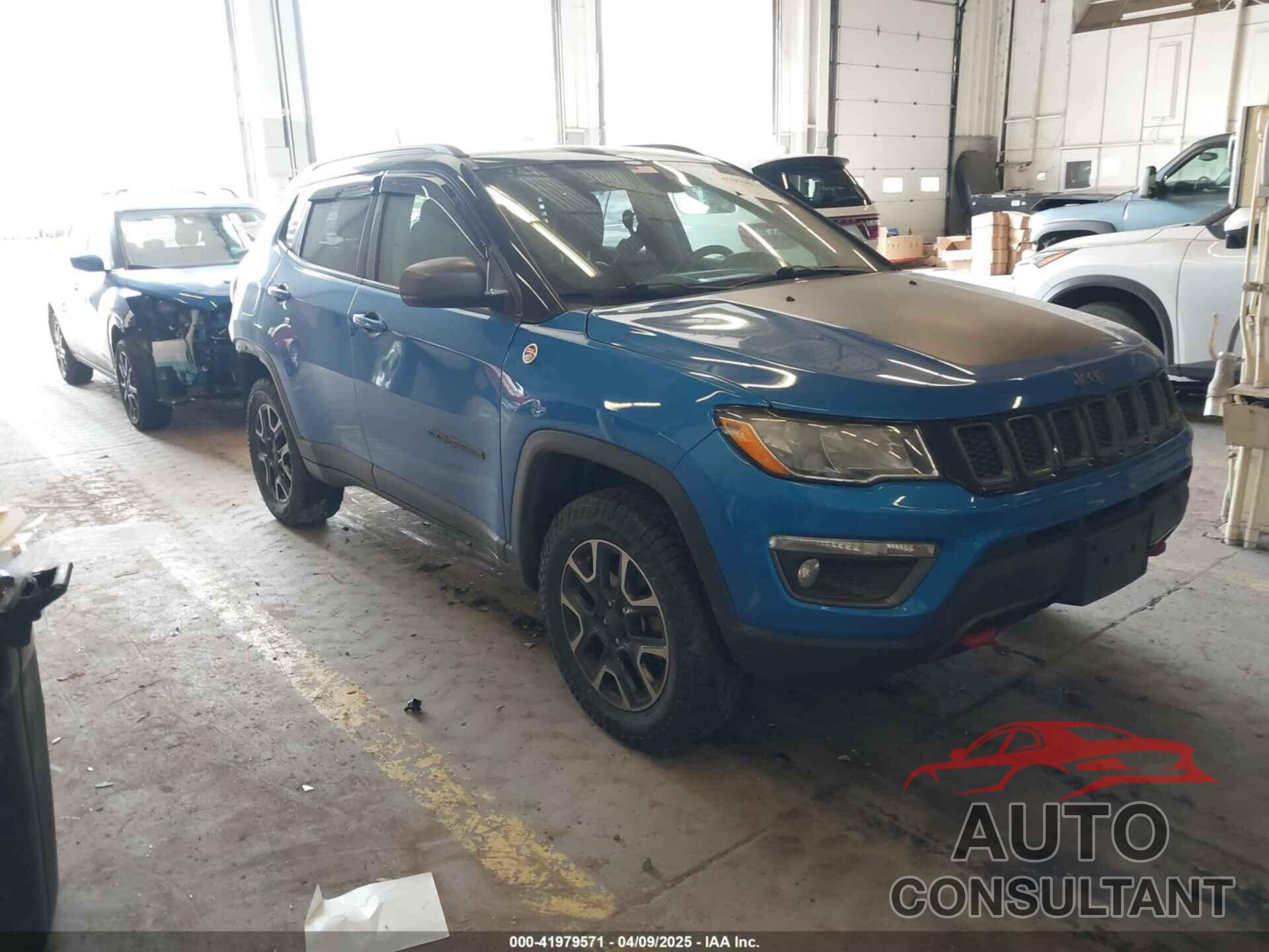 JEEP COMPASS 2019 - 3C4NJDDB4KT630356