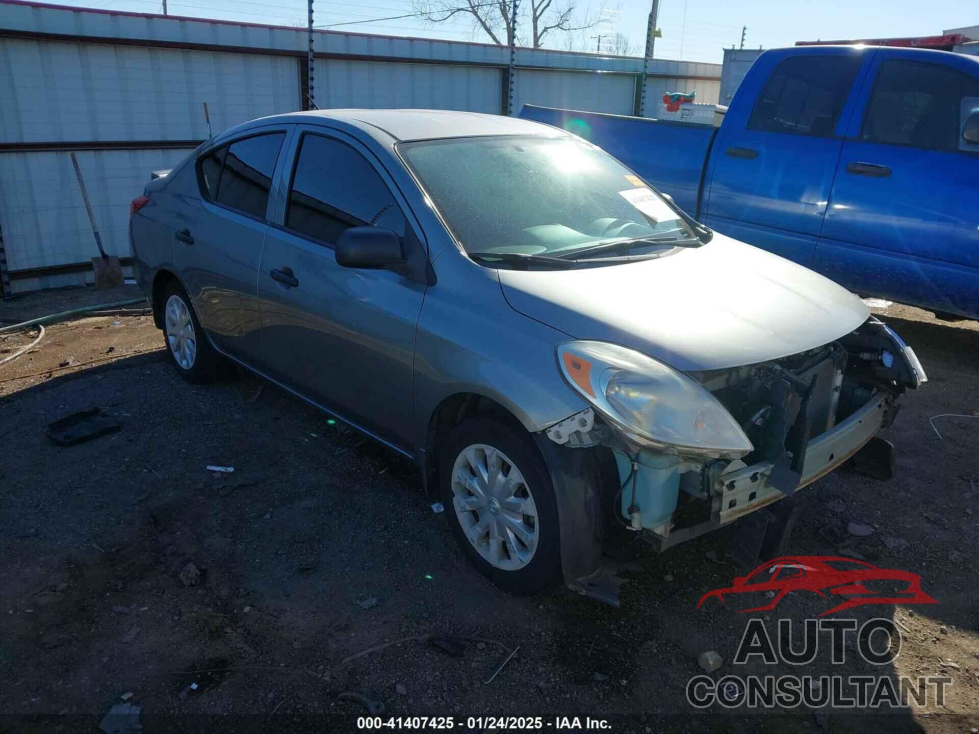 NISSAN VERSA 2013 - 3N1CN7AP4DL890467