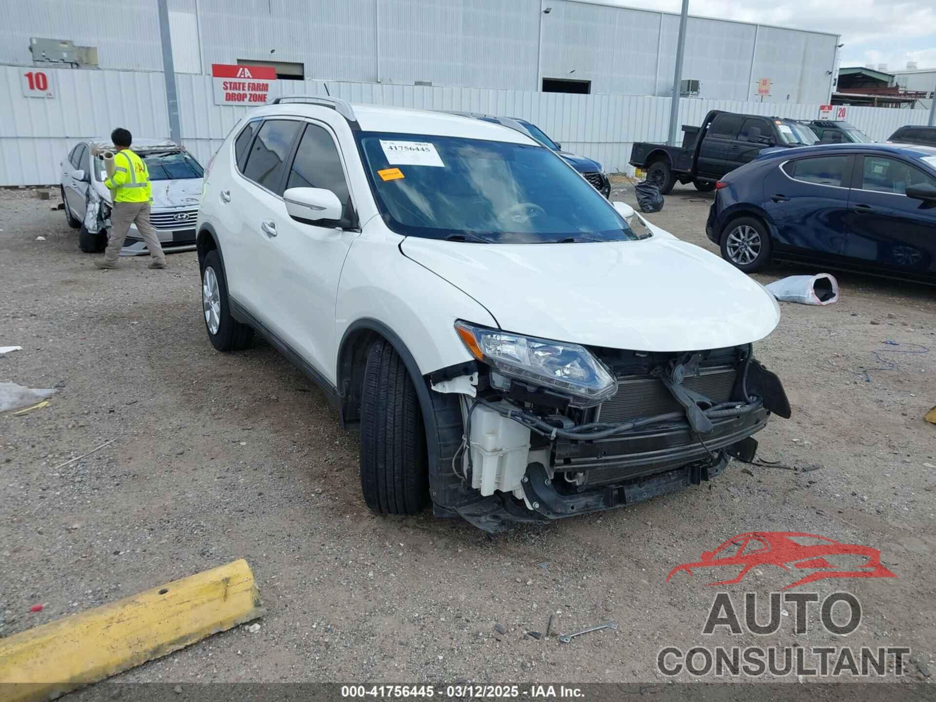 NISSAN ROGUE 2015 - 5N1AT2ML1FC840142