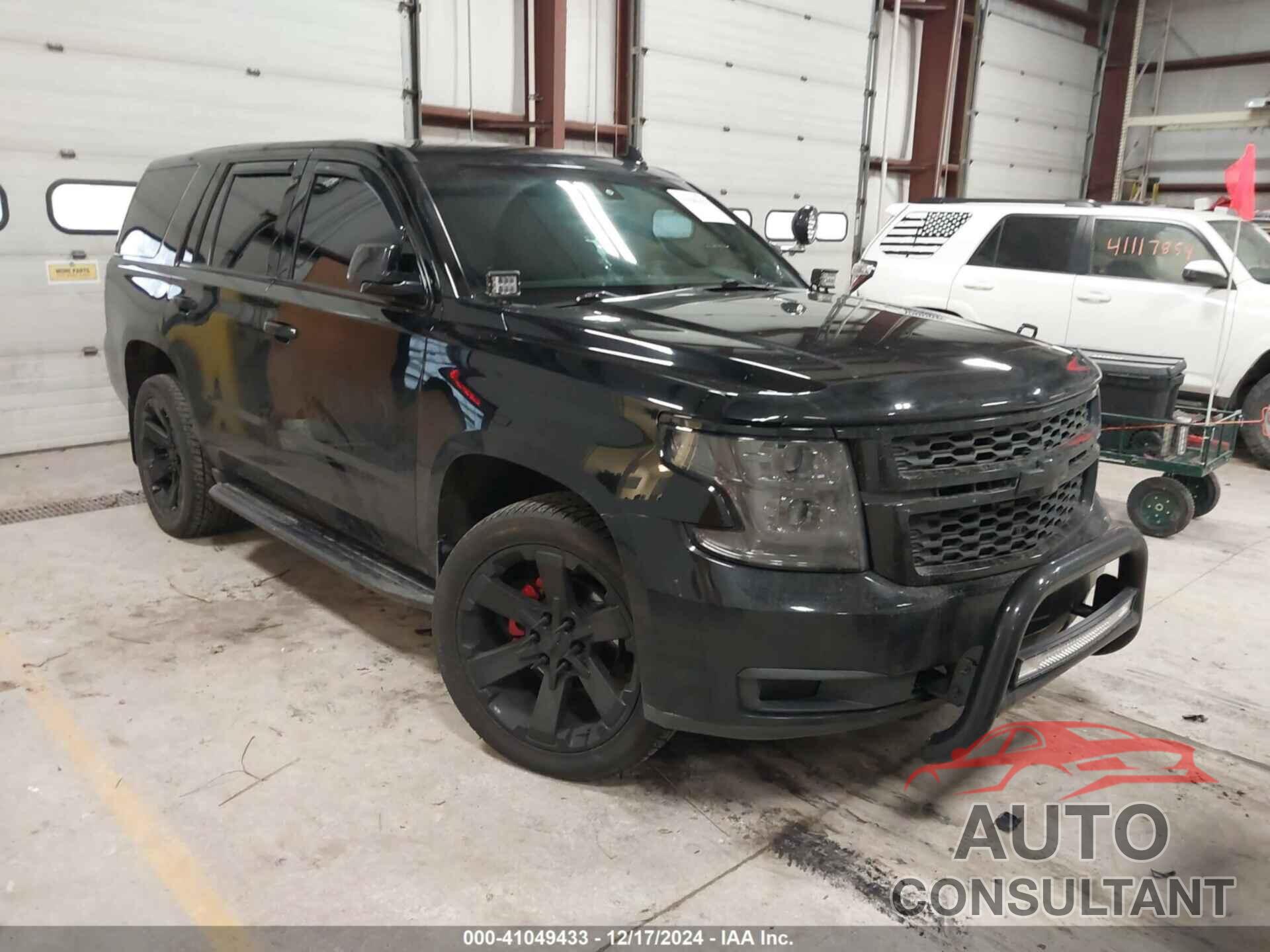 CHEVROLET TAHOE 2019 - 1GNSKDEC5KR287676