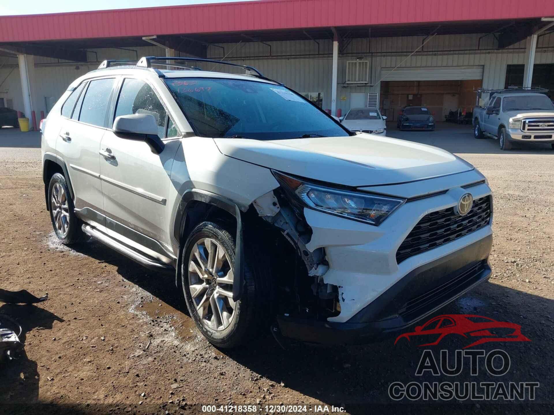 TOYOTA RAV4 2021 - 2T3C1RFV4MW136697