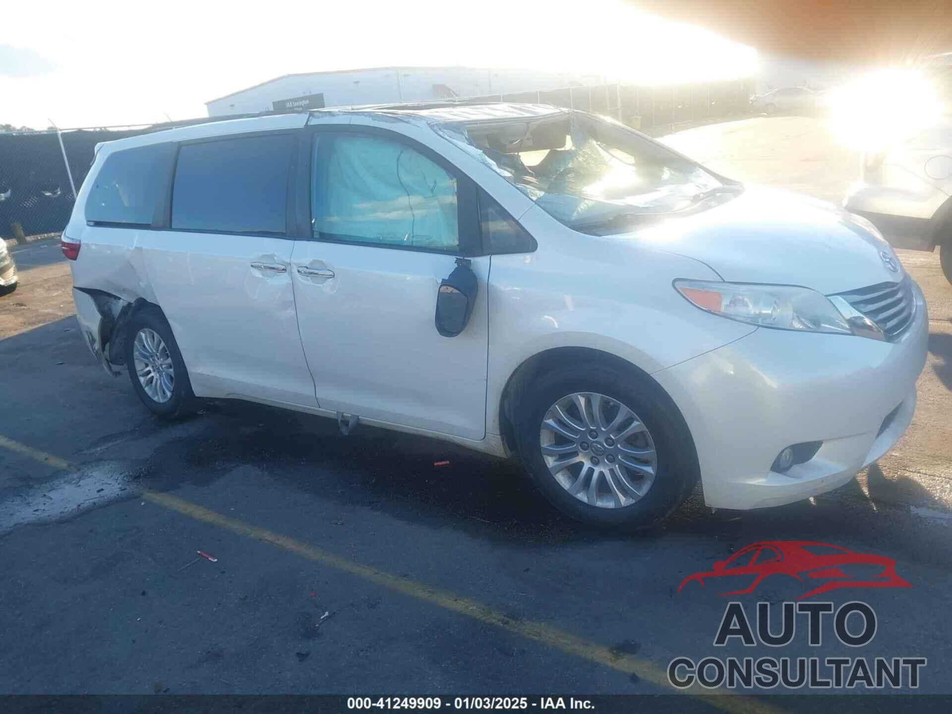 TOYOTA SIENNA 2015 - 5TDYK3DC9FS633525