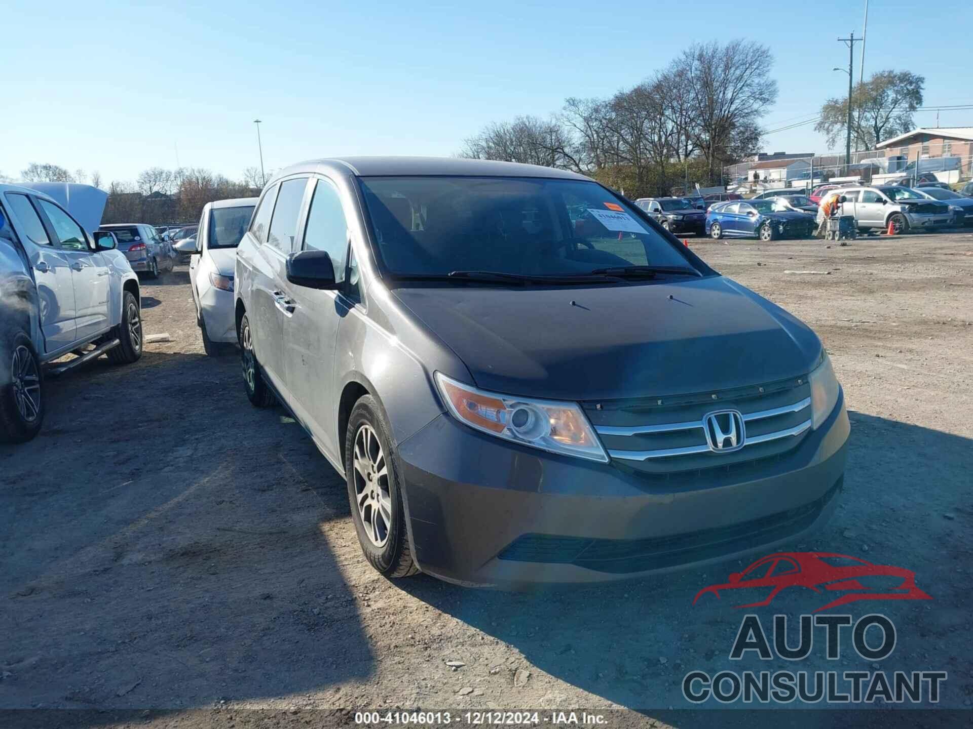 HONDA ODYSSEY 2013 - 5FNRL5H41DB054661