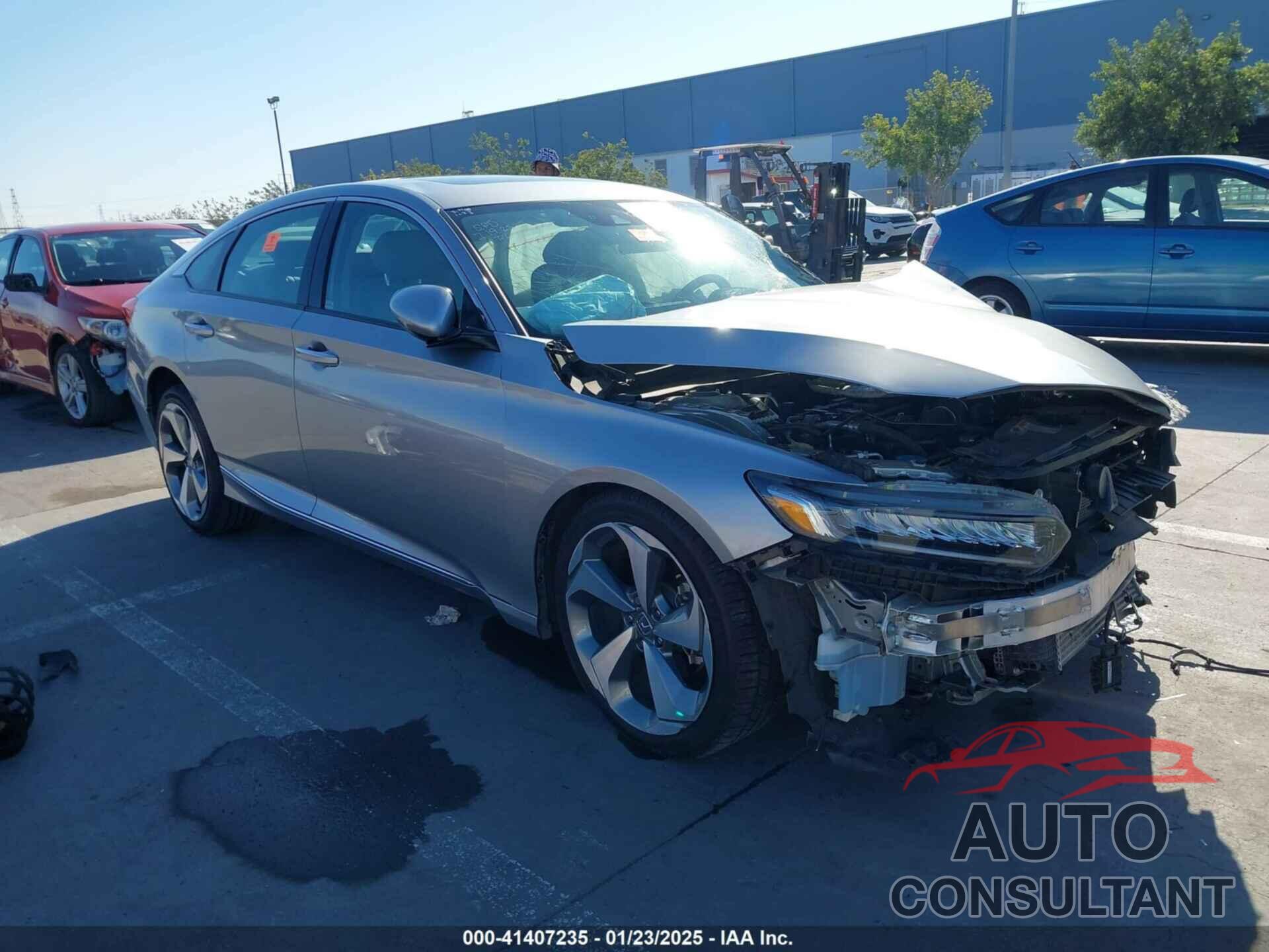HONDA ACCORD 2018 - 1HGCV1F96JA104550