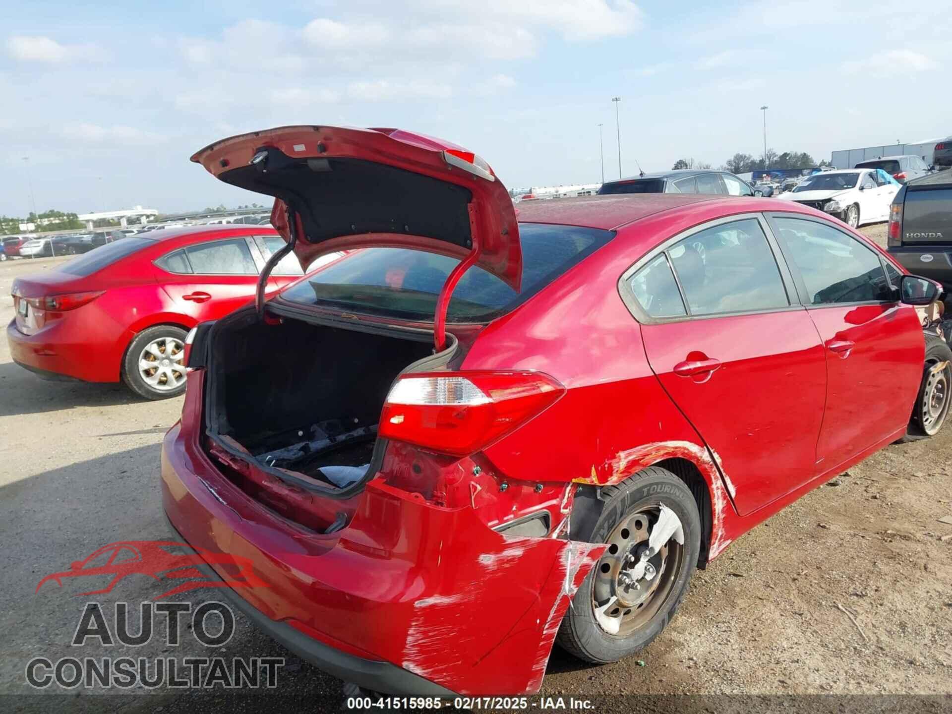 KIA FORTE 2016 - KNAFK4A6XG5454538