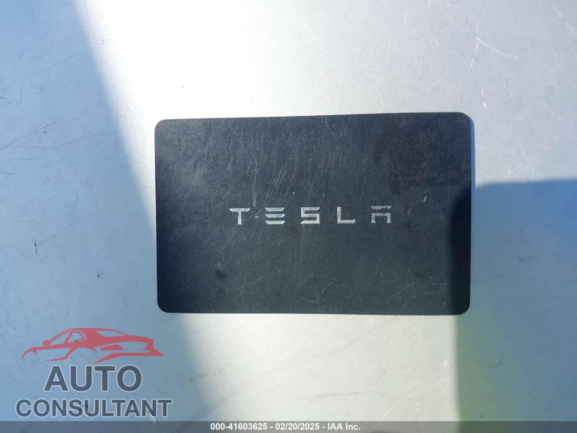 TESLA MODEL 3 2019 - 5YJ3E1EA4KF190010