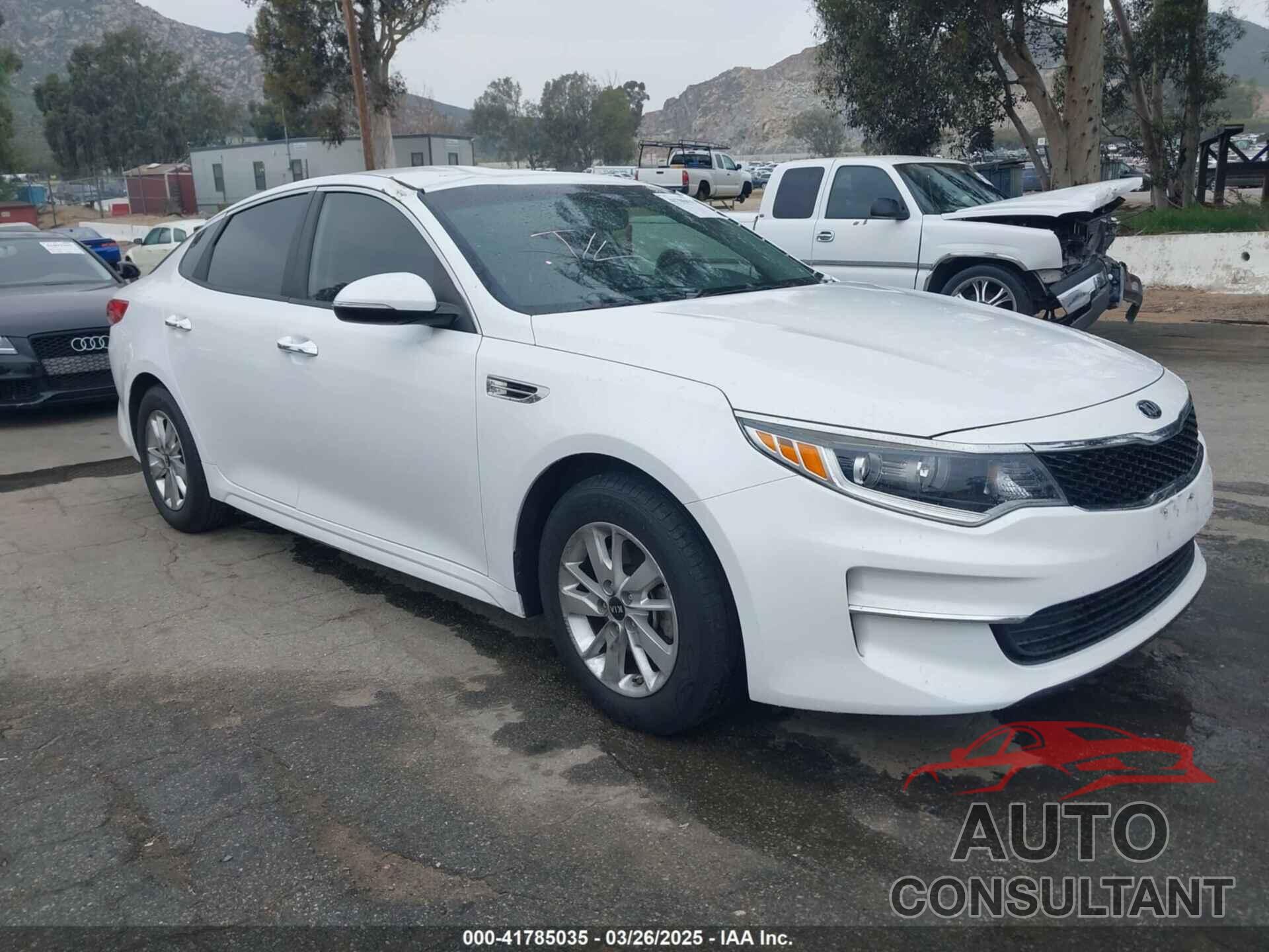 KIA OPTIMA 2018 - 5XXGT4L3XJG215632