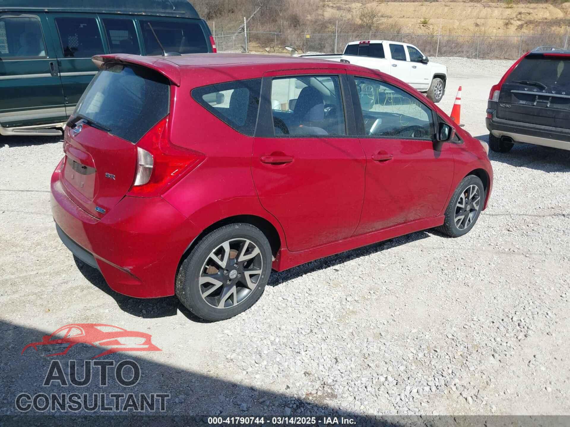 NISSAN VERSA NOTE 2015 - 3N1CE2CP7FL396056