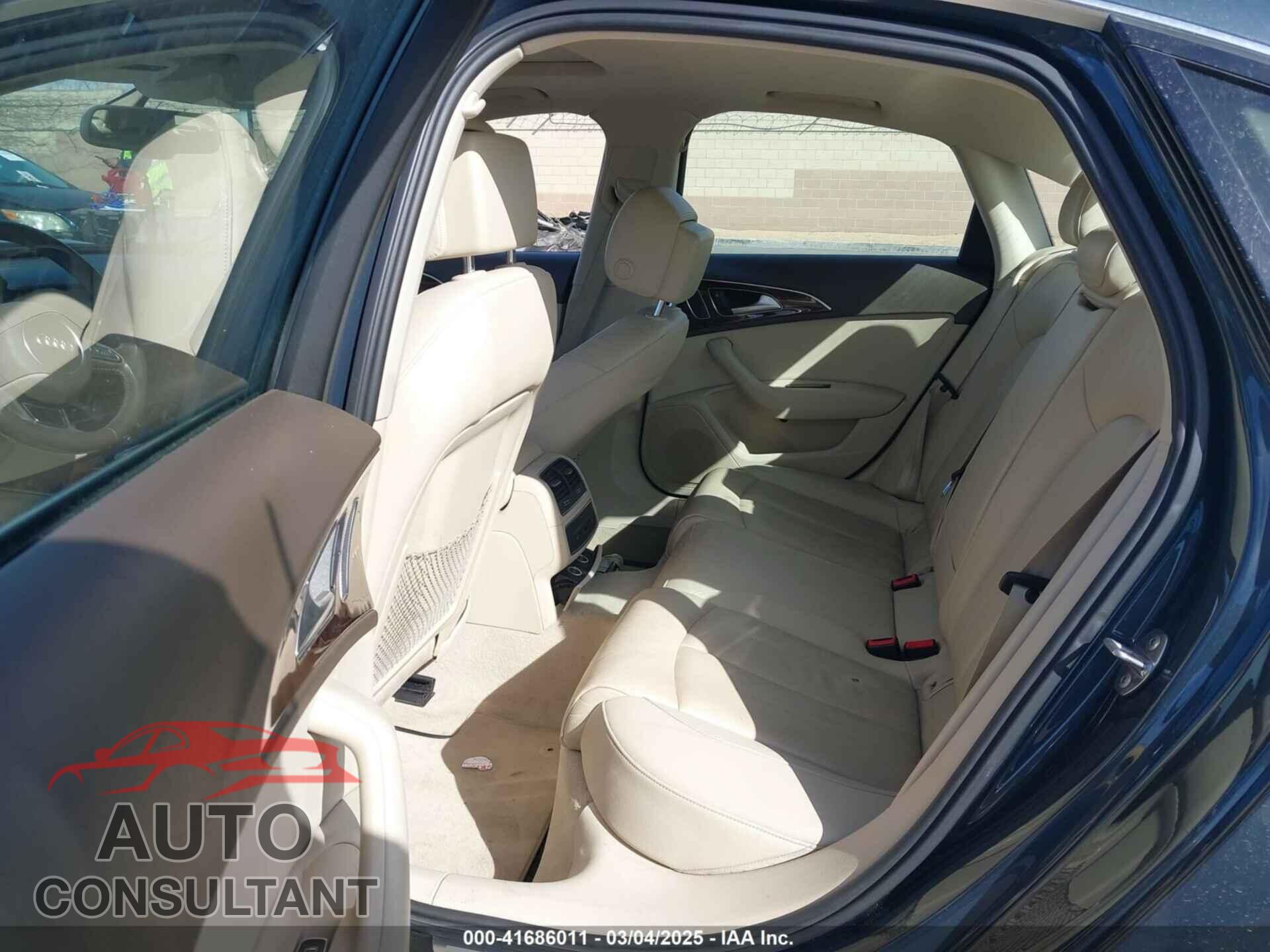 AUDI A6 2016 - WAUGFAFC8GN008717