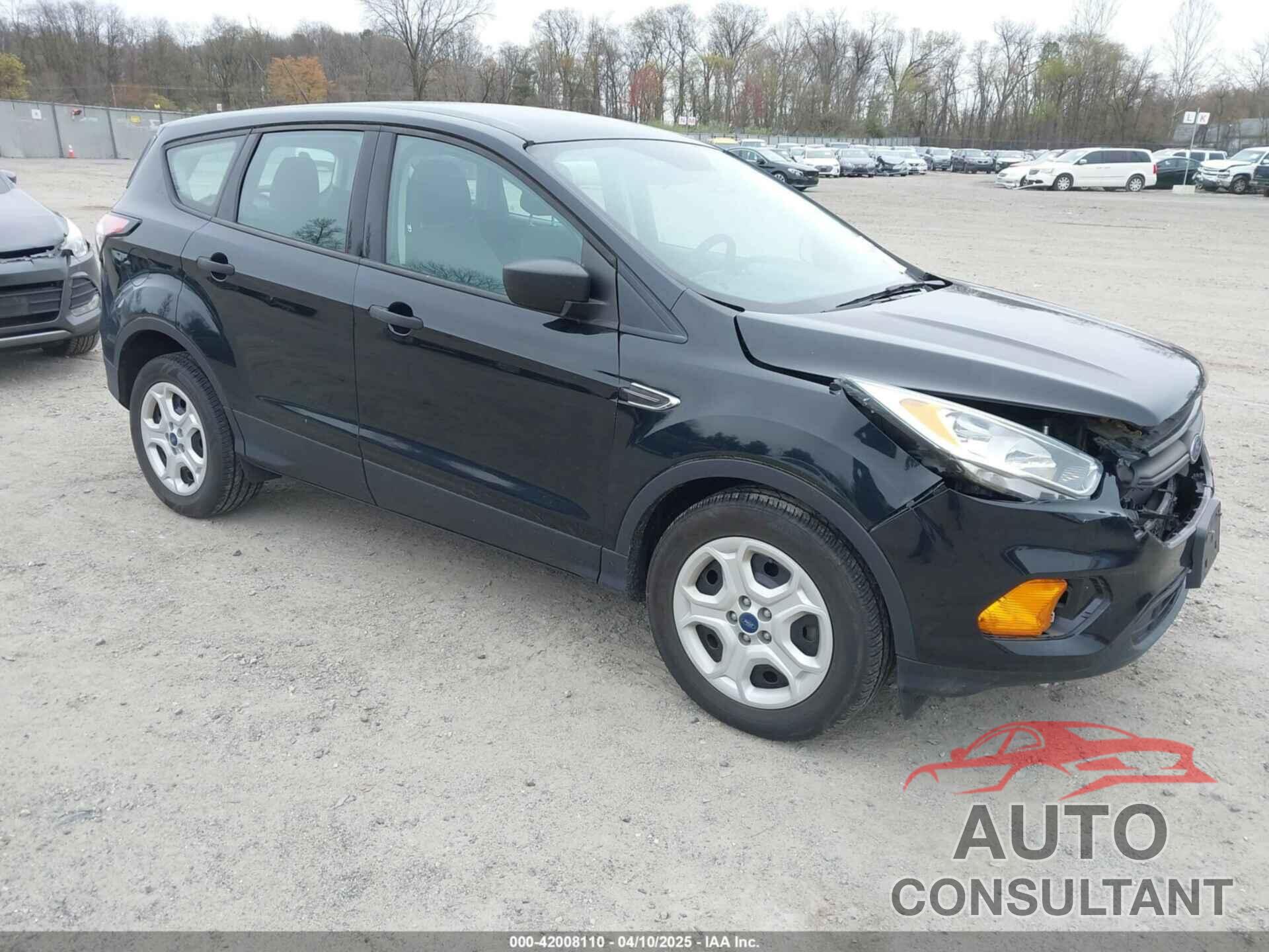 FORD ESCAPE 2017 - 1FMCU0F72HUB72262