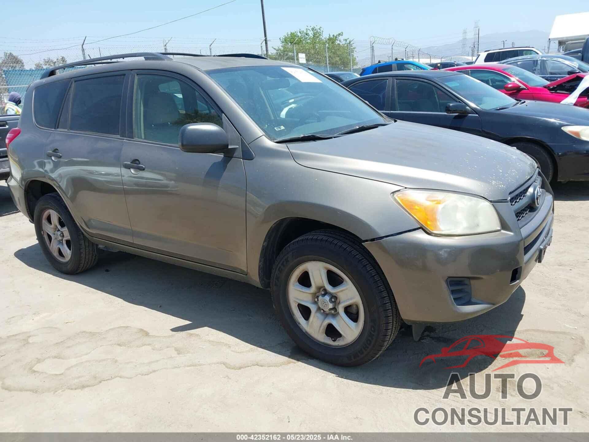 TOYOTA RAV4 2010 - JTMKF4DV8A5025835
