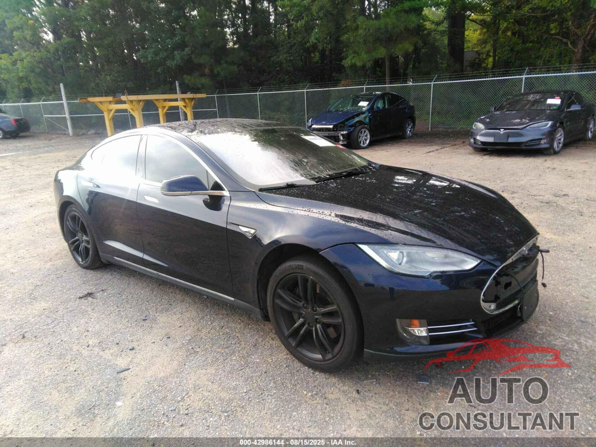 TESLA MODEL S 2013 - 5YJSA1CN6DFP26150